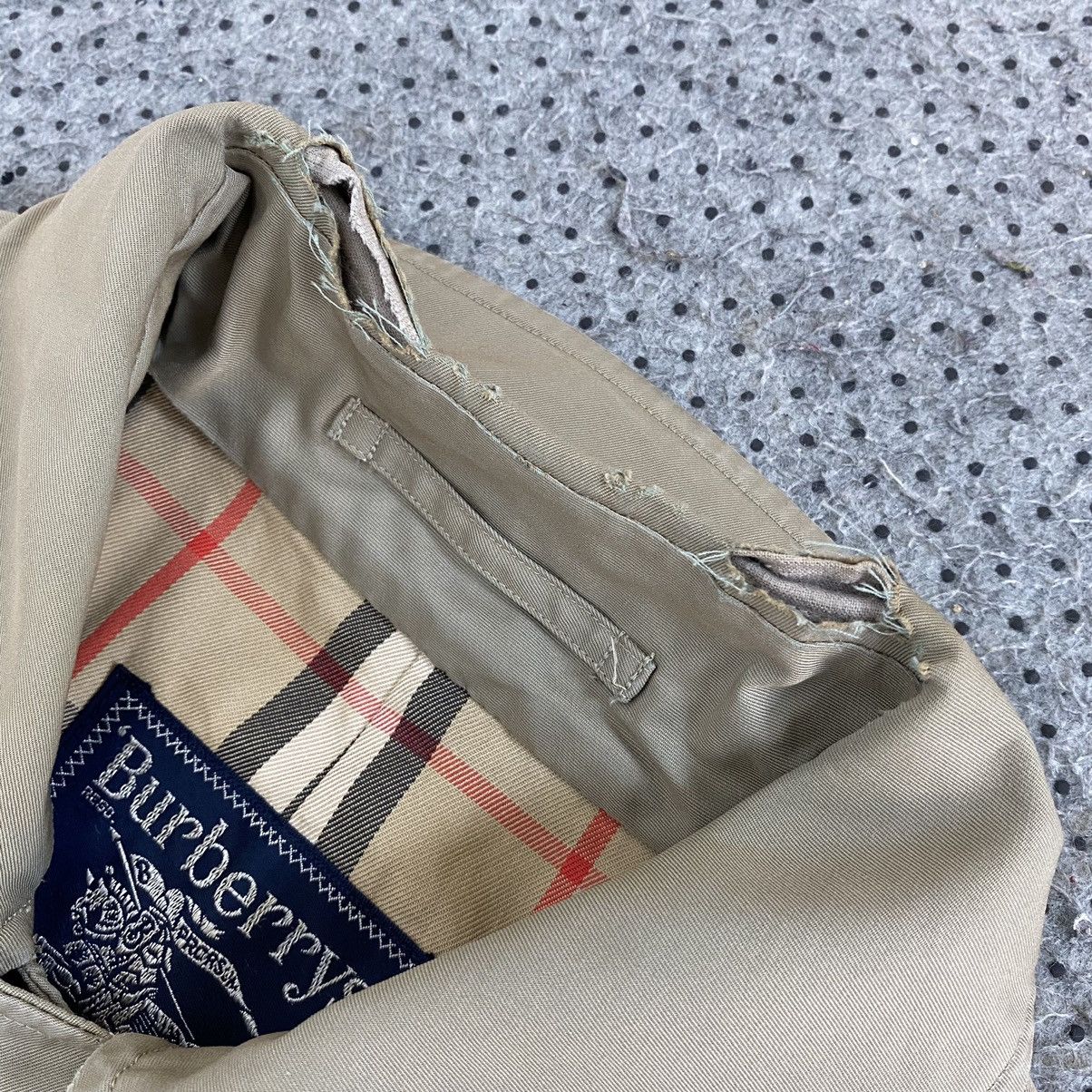 Burberry Burberrys trench coat Size US M / EU 48-50 / 2 - 8 Thumbnail