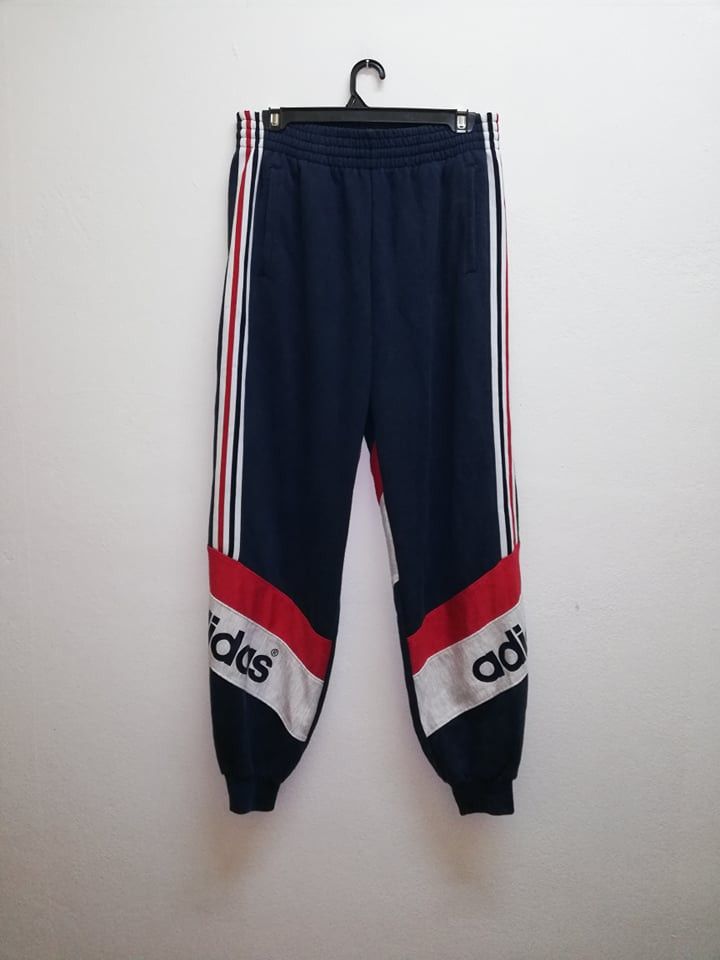 Adidas Rare🔥 Adidas Sweatshirt and jogger pant 1 set item Size US XL / EU 56 / 4 - 6 Thumbnail