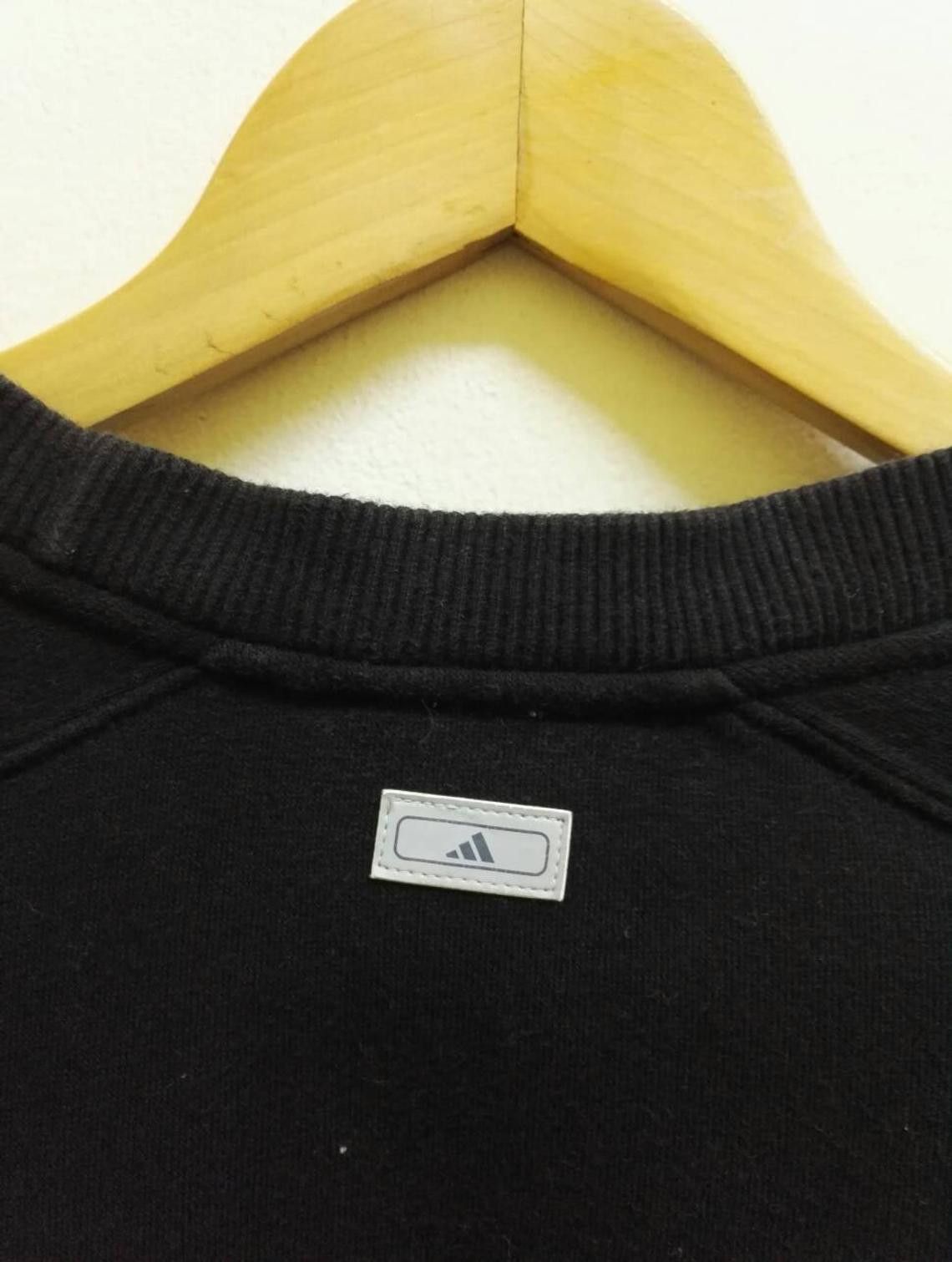 Adidas Rare Adidas Sweatshirt Spells out Embroidered Big Logo Size US M / EU 48-50 / 2 - 5 Thumbnail