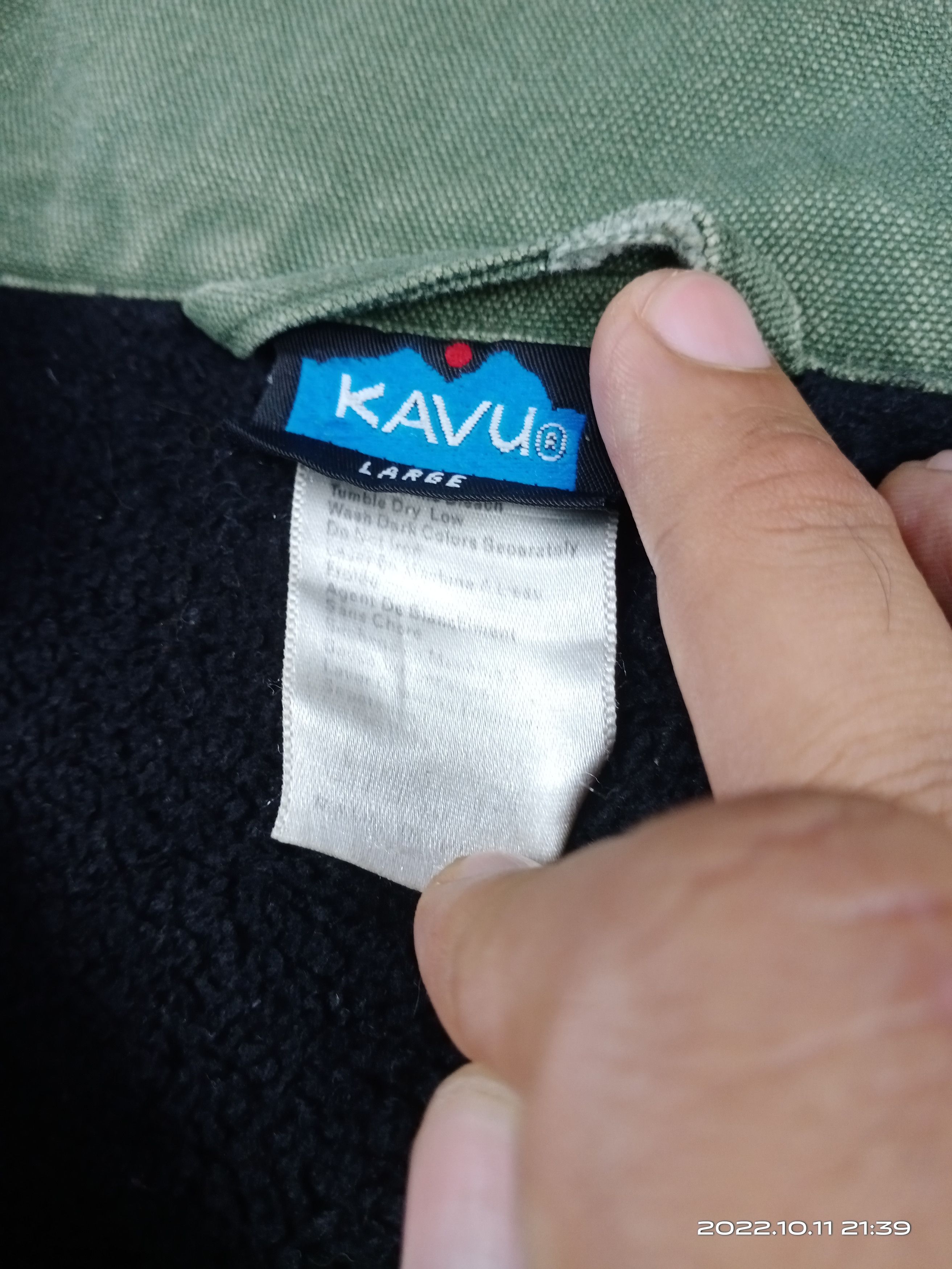 KAVU Vintage Kavu Fleece Distressed Double Pocket Size XL Size US L / EU 52-54 / 3 - 10 Thumbnail