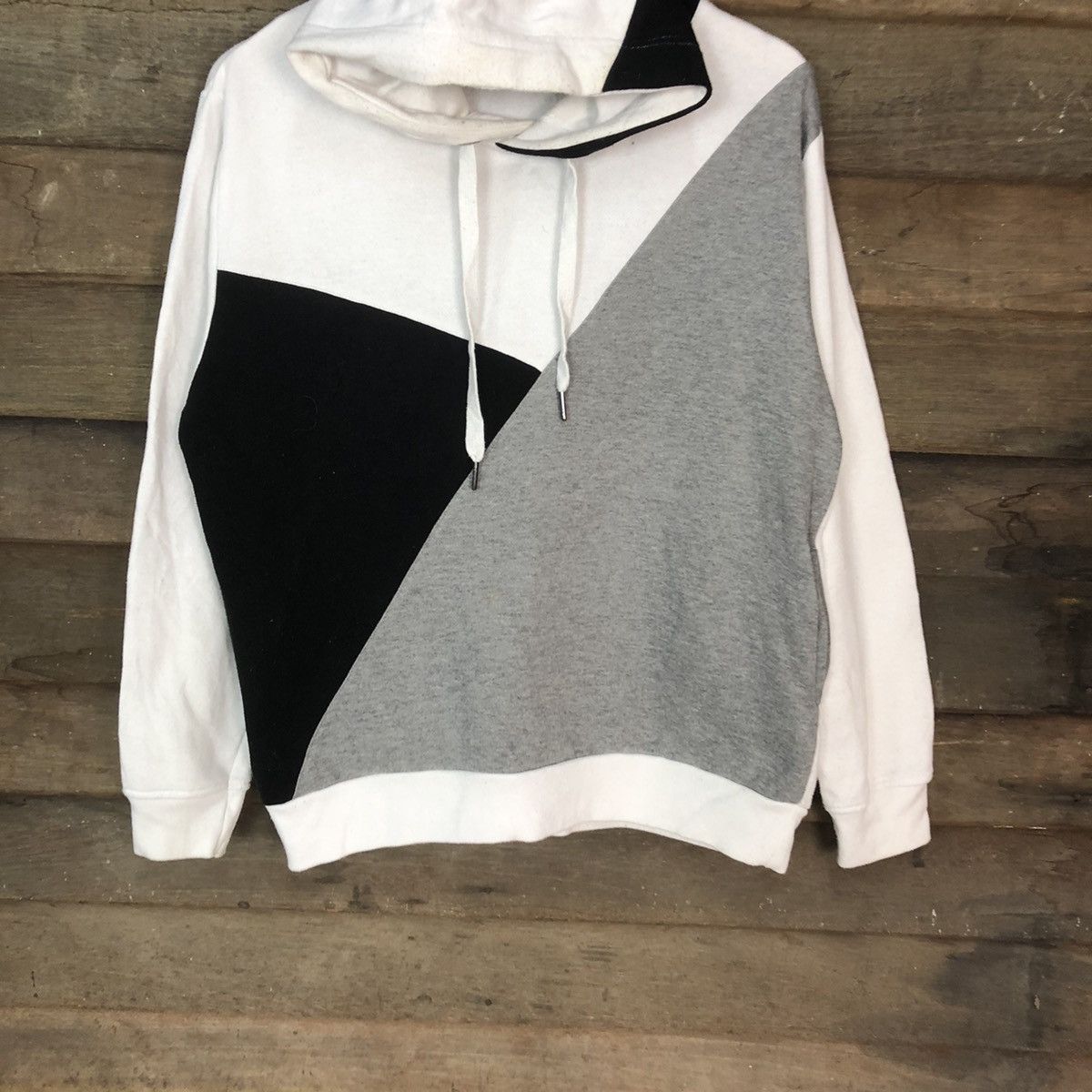 Japanese Brand Browny White art japan sweatshirt Hoodie #6835 Size US M / EU 48-50 / 2 - 3 Thumbnail