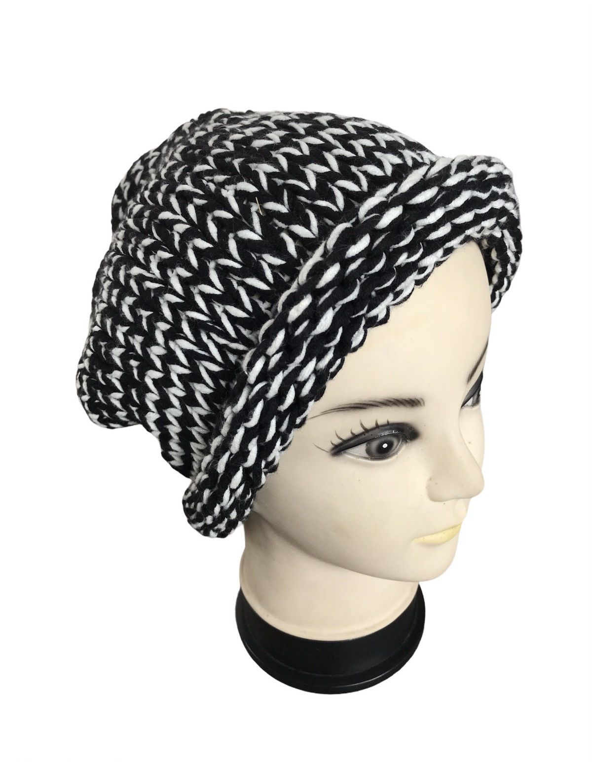 CA4LA Japanese Brand Ca4la beanie hat Size ONE SIZE - 1 Thumbnail