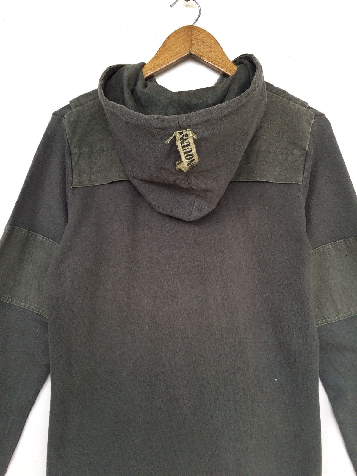 Japanese Brand BUTTON UPS LONGSLEEVE SHIRT DOUBLE POCKETS WITH HOODIE Size US M / EU 48-50 / 2 - 9 Thumbnail