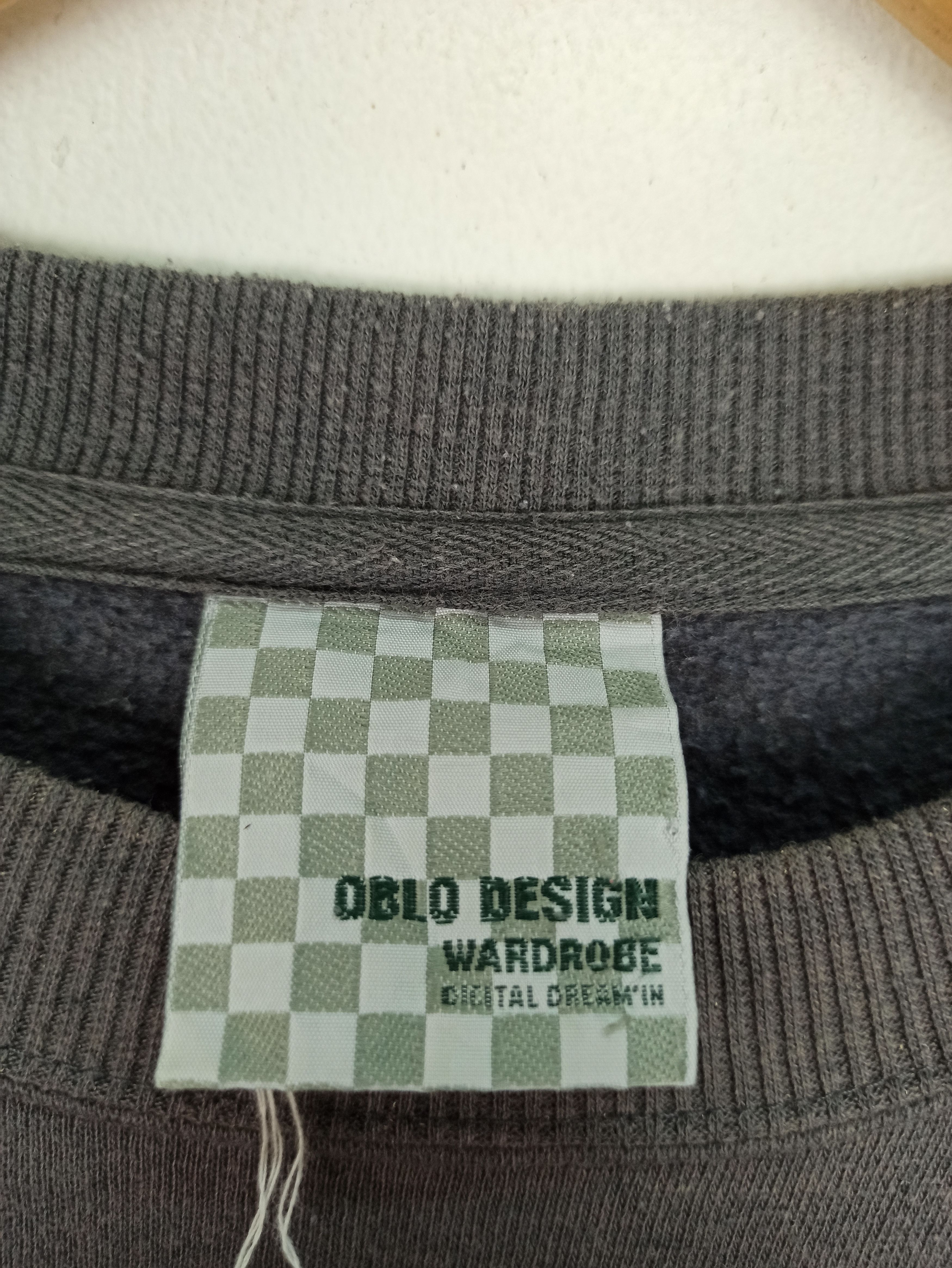 Japanese Brand RARE OBLO DESIGN Skate Sweatshirts Jumper Crewneck (c46) Size US L / EU 52-54 / 3 - 4 Thumbnail
