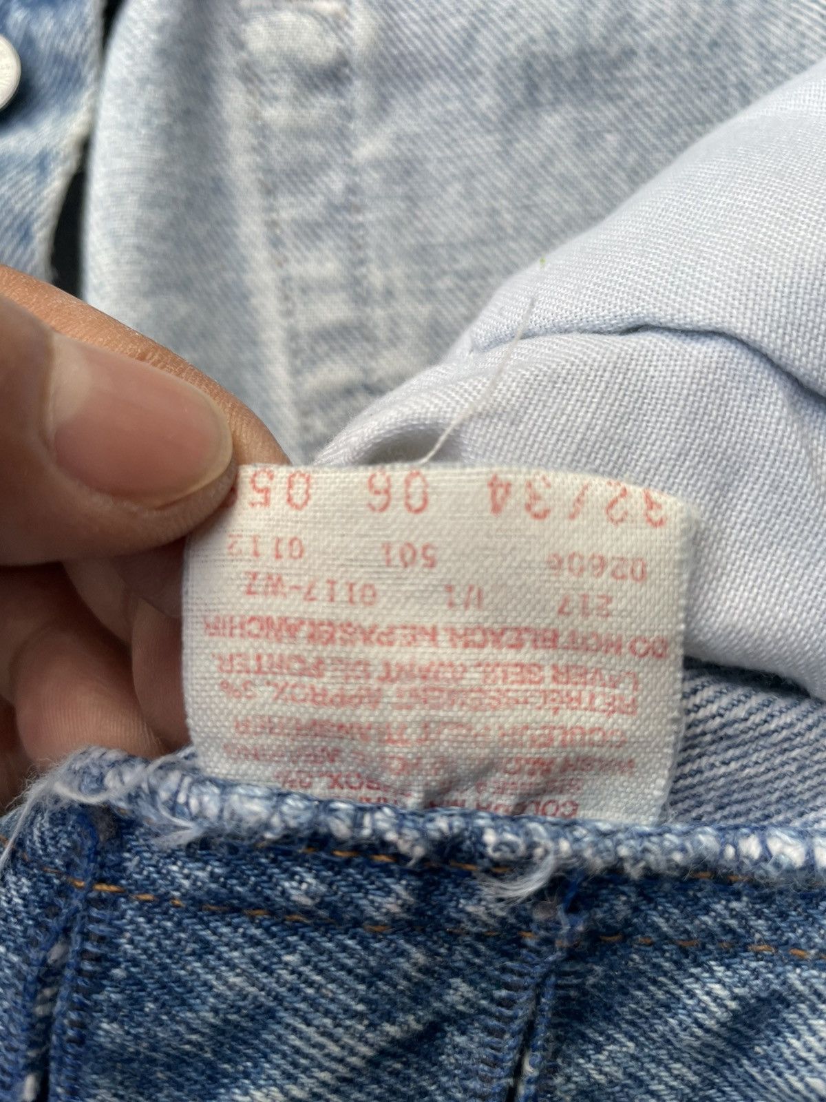 Levi's Levis 501 e Canada Aging Faded Distressed Denim Size US 31 - 16 Thumbnail