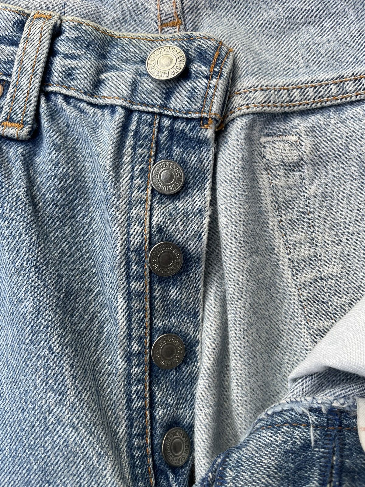 Levi's Levis 501 e Canada Aging Faded Distressed Denim Size US 31 - 20 Thumbnail