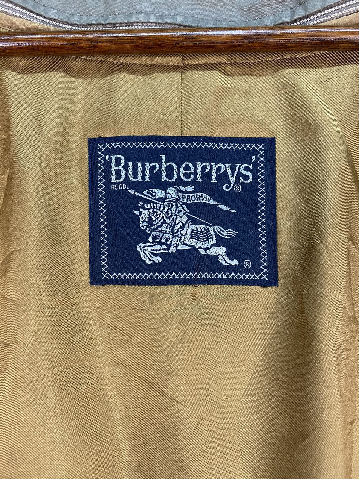 Burberry Vintage Burberrys Trench Coat Size US XL / EU 56 / 4 - 8 Thumbnail