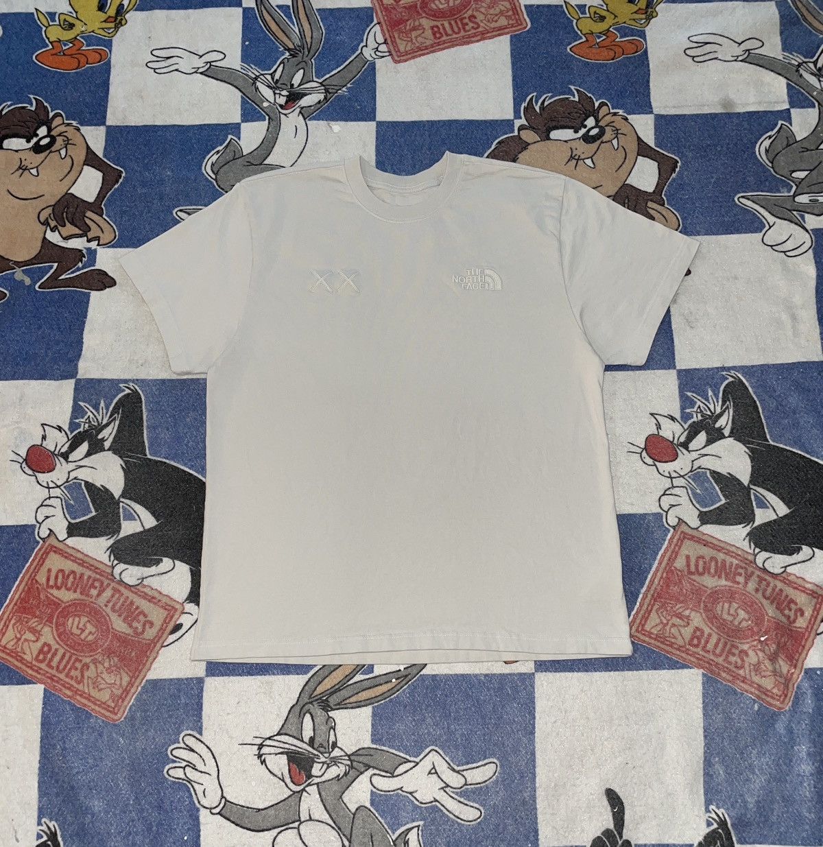Kaws × The North Face North Face X Kaws tee Size US XL / EU 56 / 4 - 1 Thumbnail