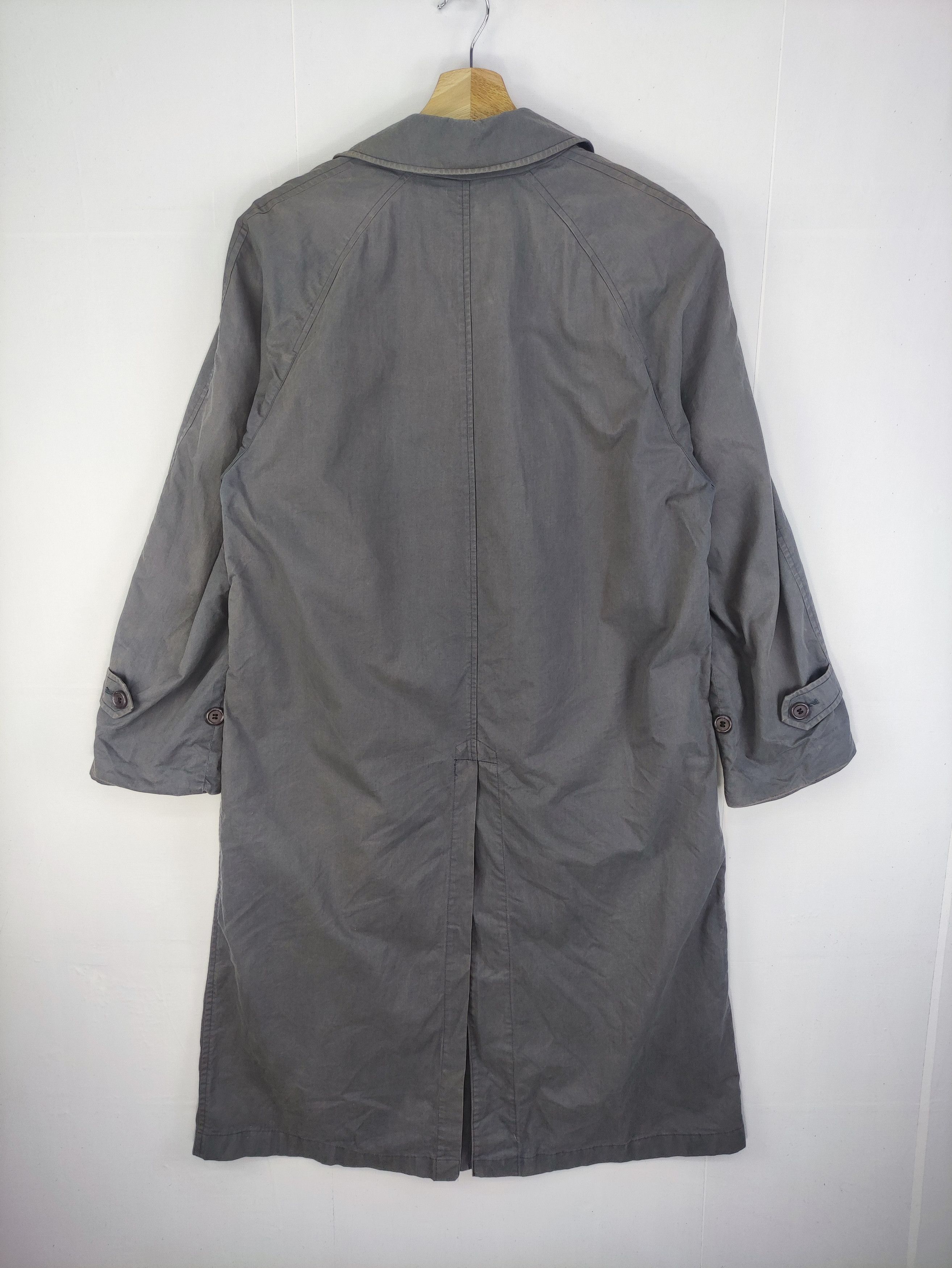 Burberry Vintage Burberrys Trench Coat Jacket kids Size US M / EU 48-50 / 2 - 10 Thumbnail