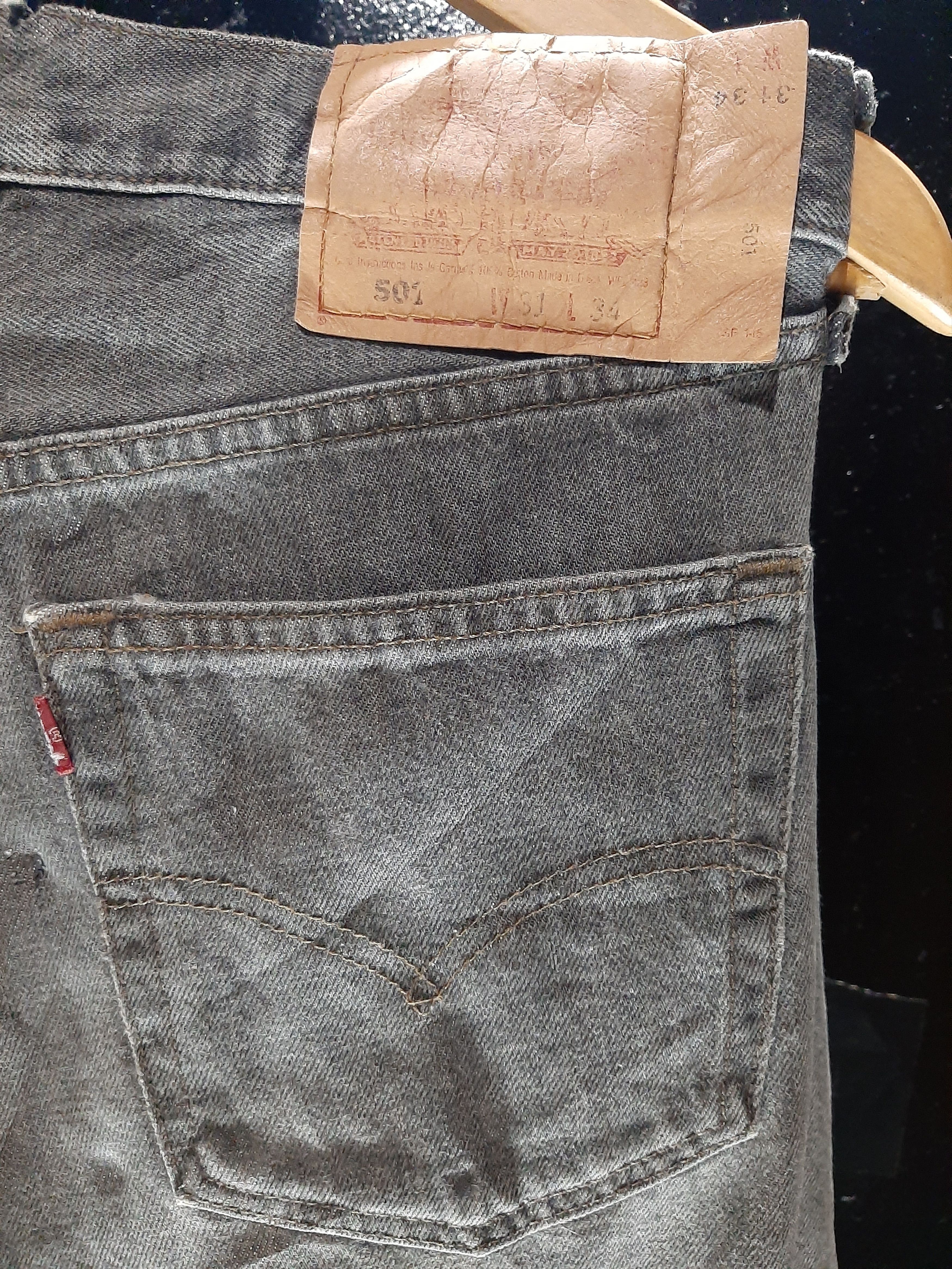 VINTAGE 2000 LEVI'S 501 DISTRESSED DENIM USA 🇺🇸