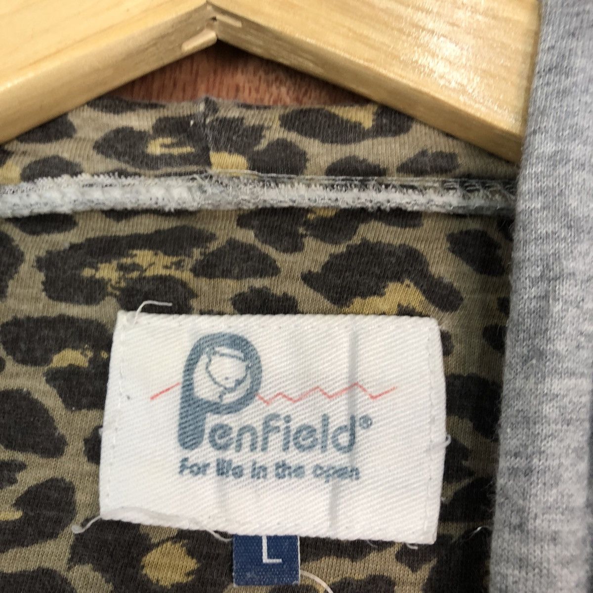 Penfield DL Penfield box Grey Hoodies sweatshirt #1982 Size US L / EU 52-54 / 3 - 12 Thumbnail