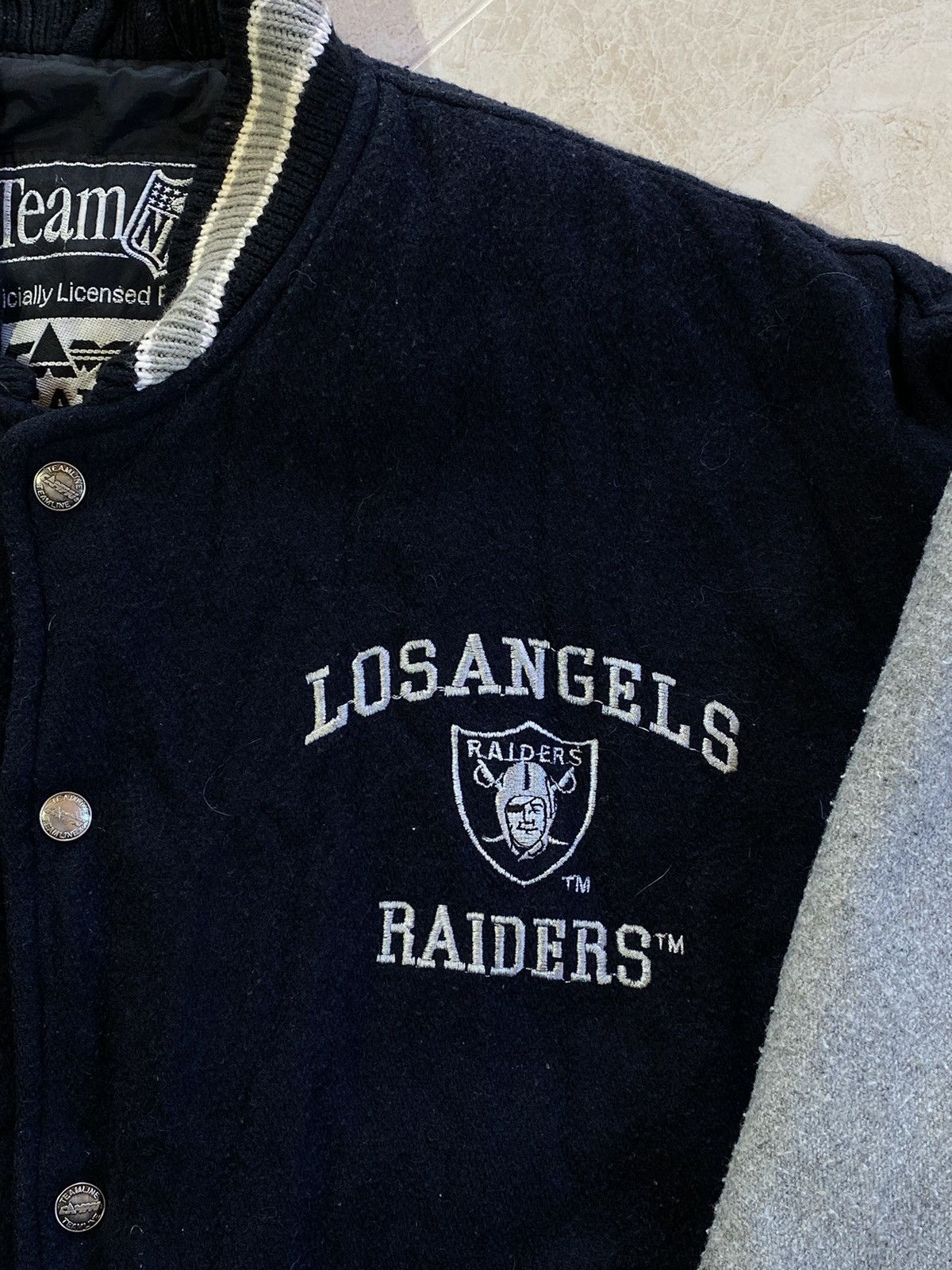 NFL Vintage 1993 Oakland Raiders NFL wool bomber jacket Size US M / EU 48-50 / 2 - 7 Thumbnail