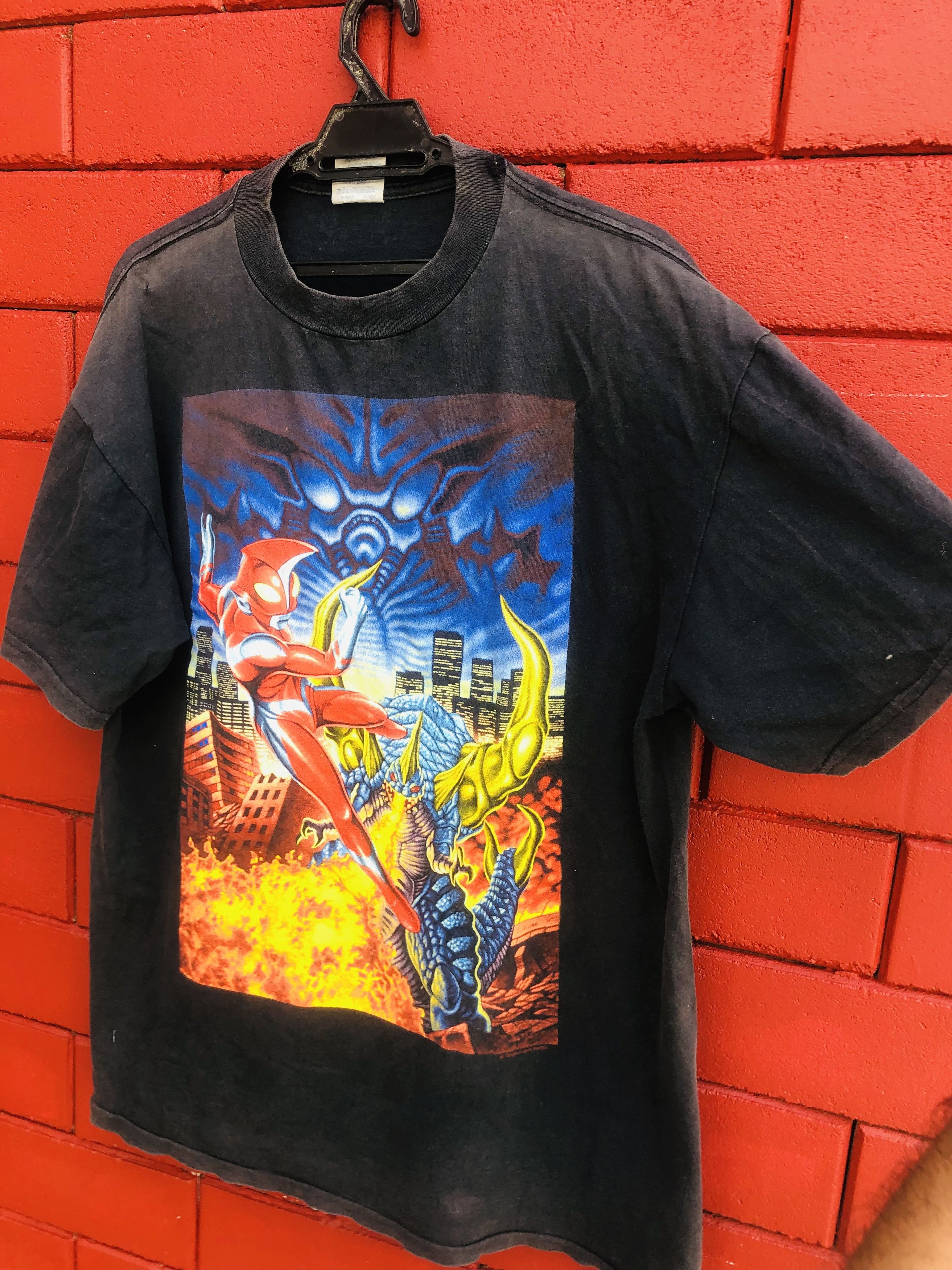 Vintage Vintage Ultraman Fight Monster Designer Fashion Style Size US L / EU 52-54 / 3 - 3 Thumbnail