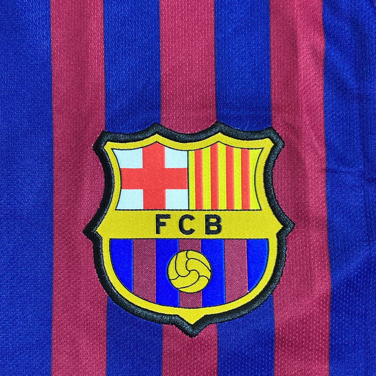 Nike 2018-19 Barcelona Home *Excellent* S (894430-456) Nike | Grailed