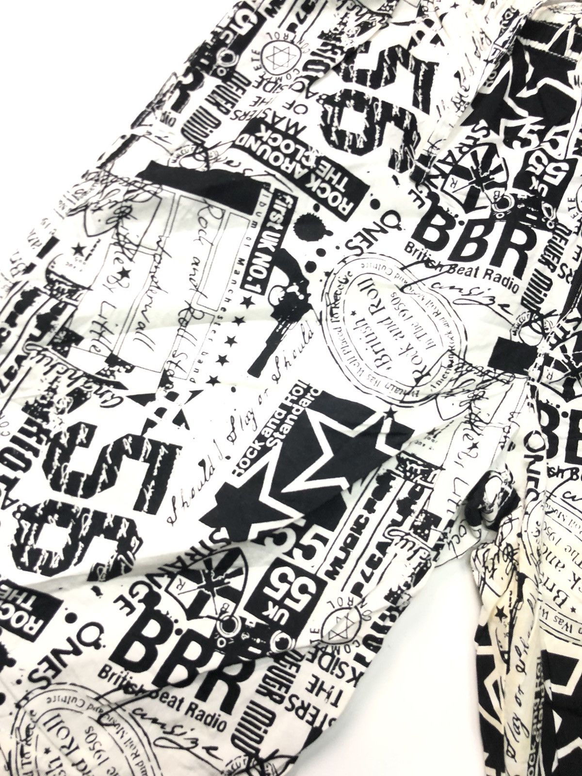 Other JAPANESE BRAND POP ART OVER PRINT SHORT PANTS Size US 32 / EU 48 - 3 Thumbnail