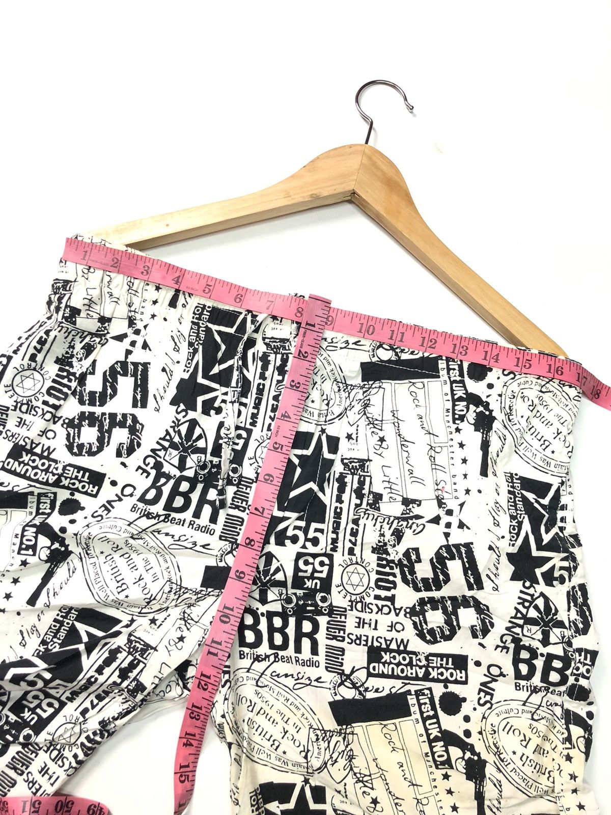 Other JAPANESE BRAND POP ART OVER PRINT SHORT PANTS Size US 32 / EU 48 - 11 Thumbnail