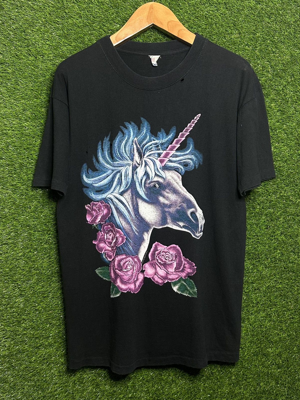 トップス American Thunder - Unicorn Rose T-Shirt 90s Unicorn American Thunder T-shirt Size Medium - Etsy