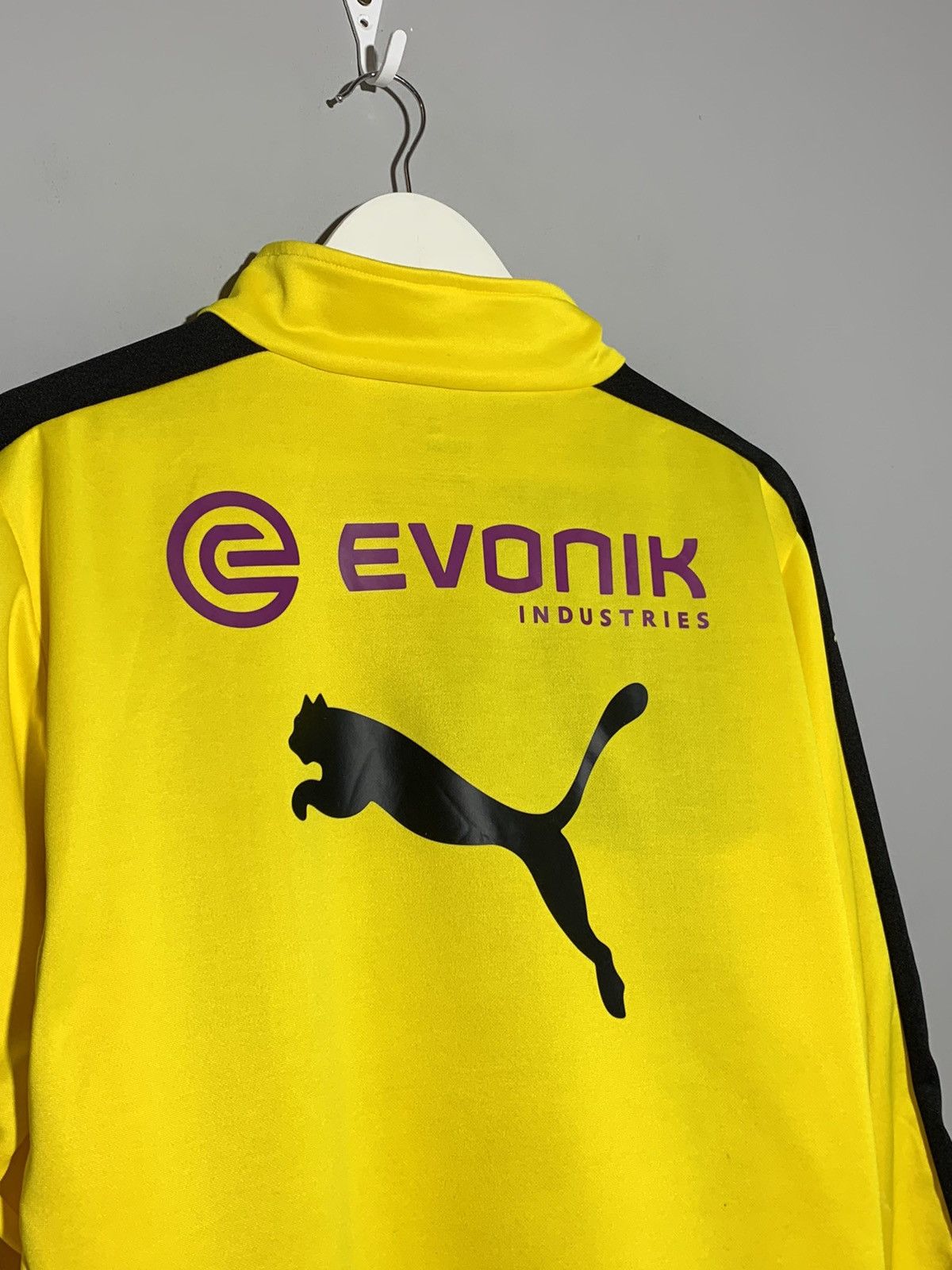 Puma BVB Borussia Dortmund Y2k Streetwear Football 1/4 zip Size US M / EU 48-50 / 2 - 8 Thumbnail