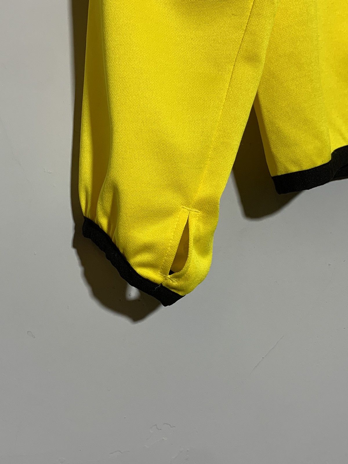 Puma BVB Borussia Dortmund Y2k Streetwear Football 1/4 zip Size US M / EU 48-50 / 2 - 10 Thumbnail
