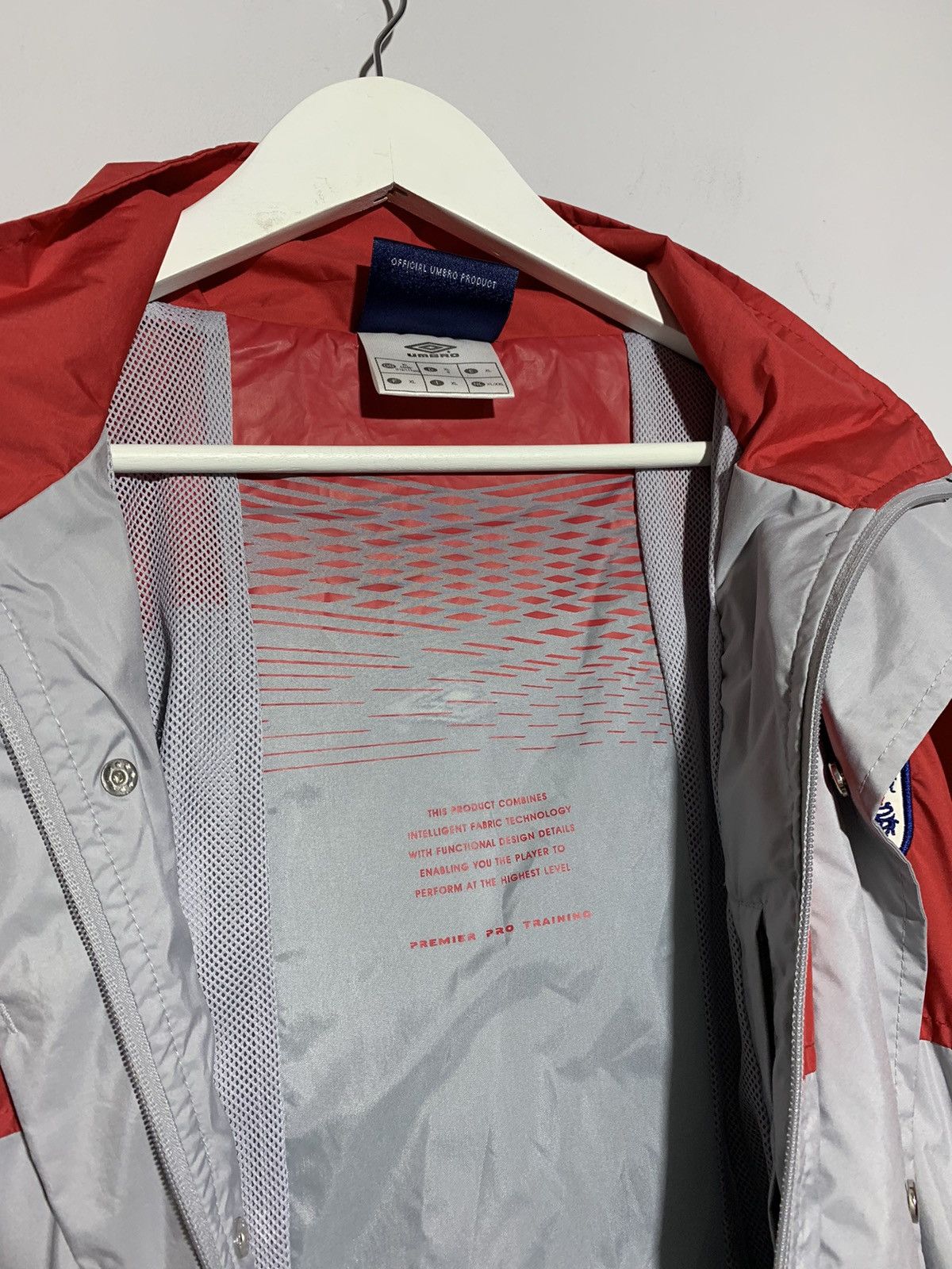 Umbro England Vintage Y2k Streetwear Football Jacket Size US XL / EU 56 / 4 - 12 Thumbnail