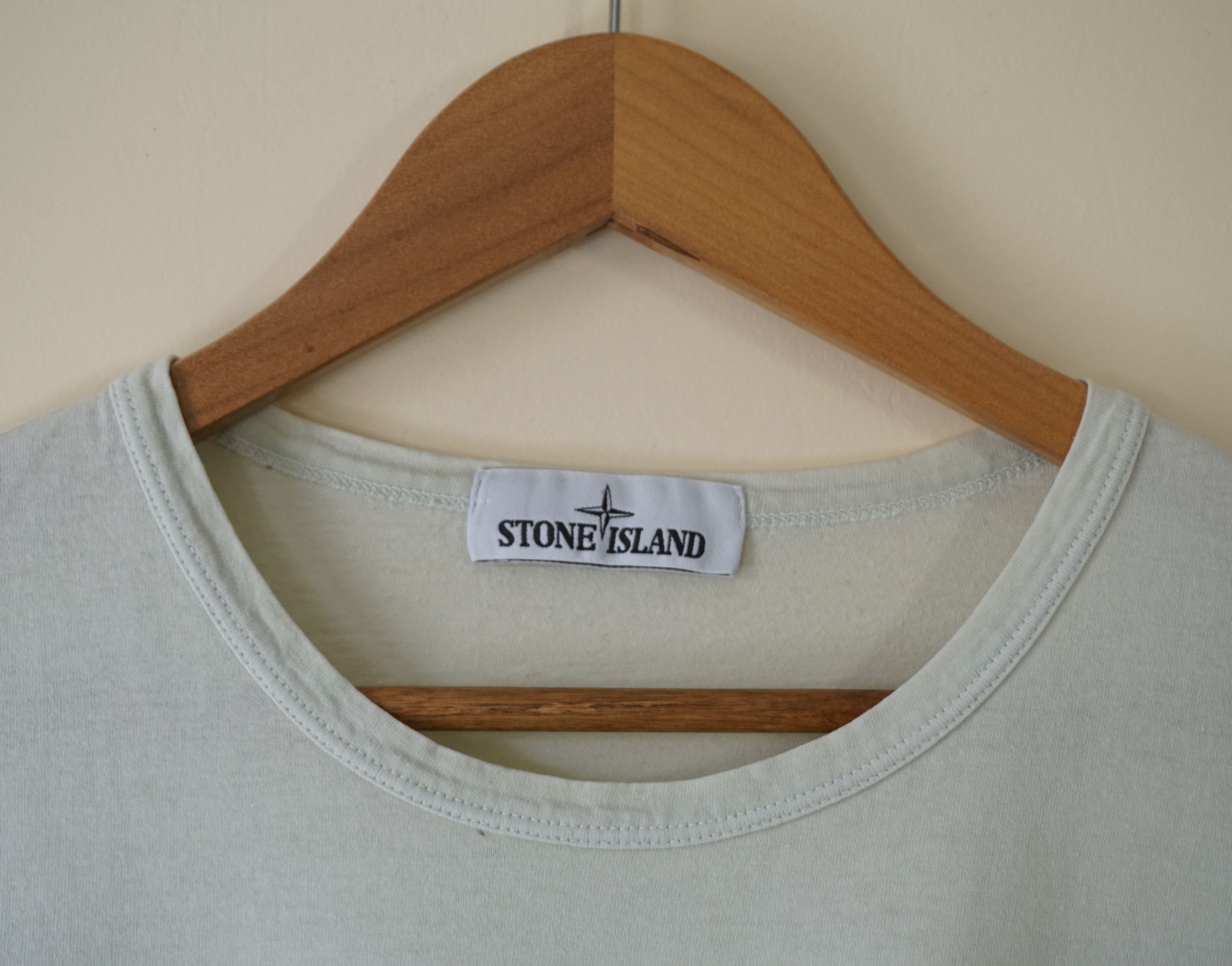 Stone Island Men's T-shirt stone island rare color Size US L / EU 52-54 / 3 - 4 Thumbnail