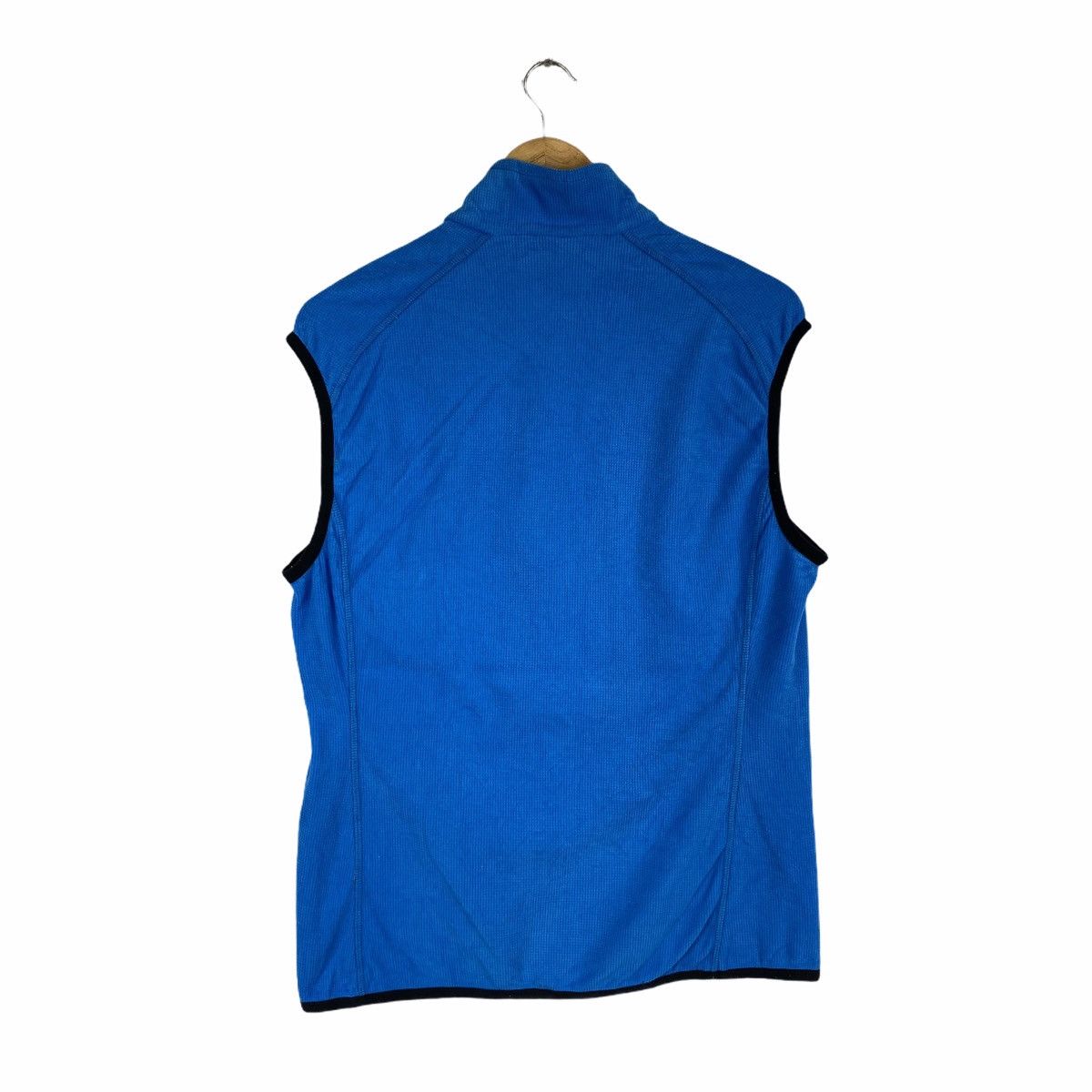 Vintage Vintage MILLET Small Logo Outdoor Fleece Zipper Vest Jacket Size US S / EU 44-46 / 1 - 2 Thumbnail