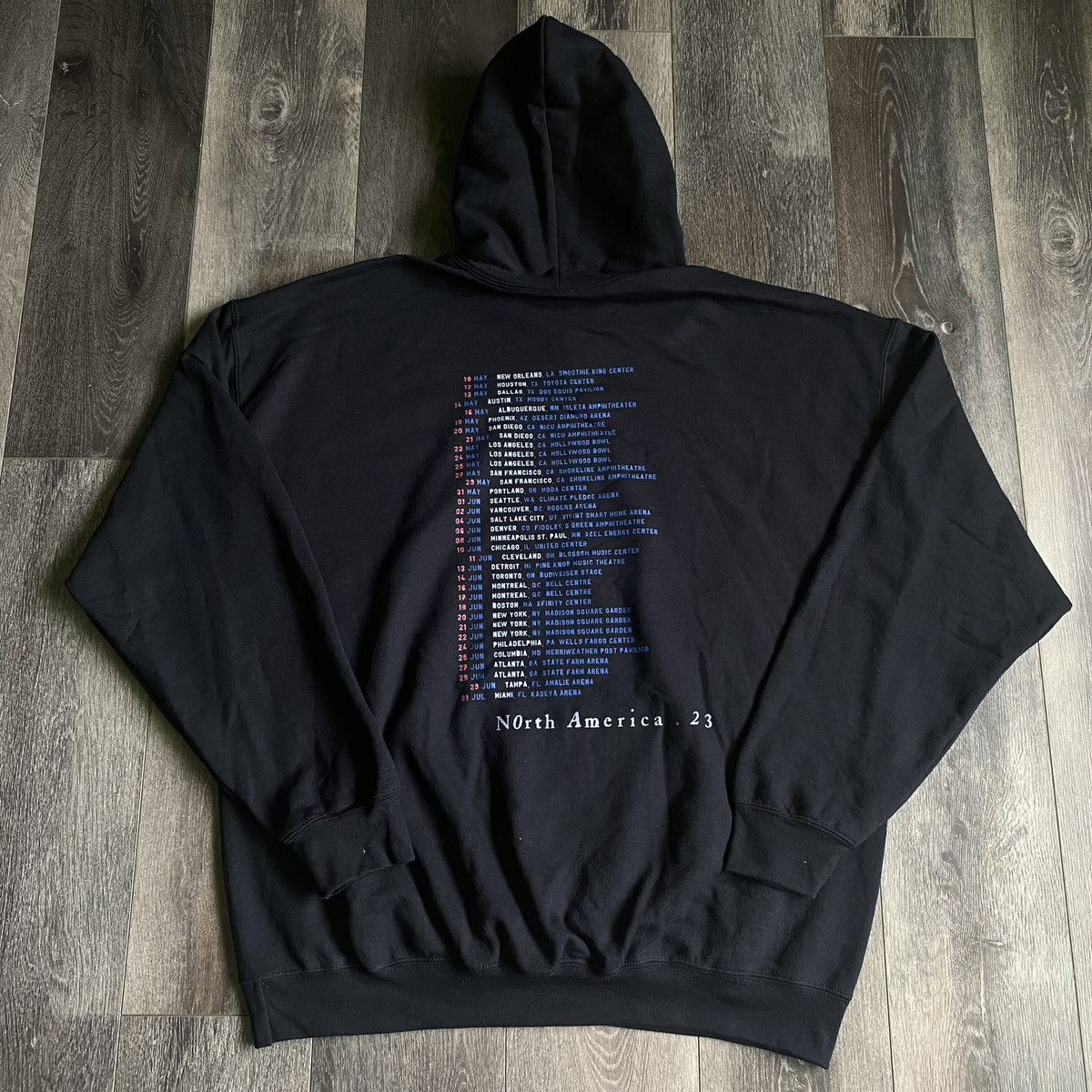 Band Tees The Cure Songs of A Lost World 2023 Band Tour Logo Hoodie Size US XL / EU 56 / 4 - 2 Thumbnail