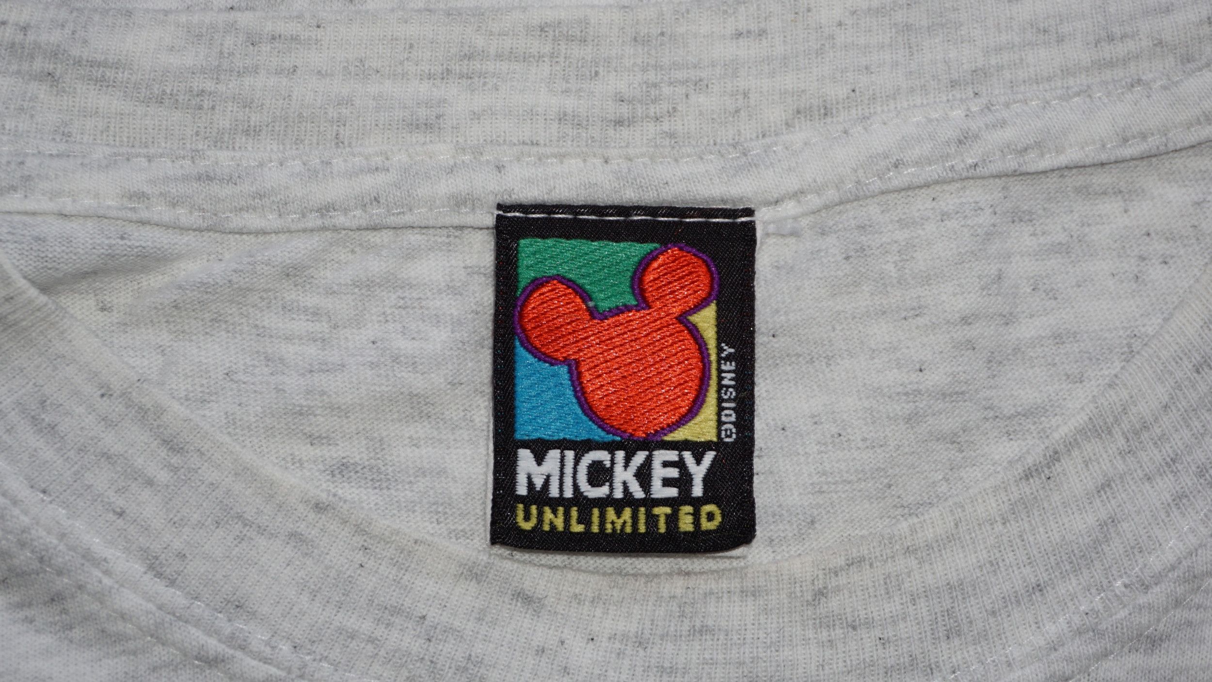 Disney Mickey Unlimited 90s Vintage Mickey Mouse Big Print tshirt Size US XL / EU 56 / 4 - 7 Thumbnail