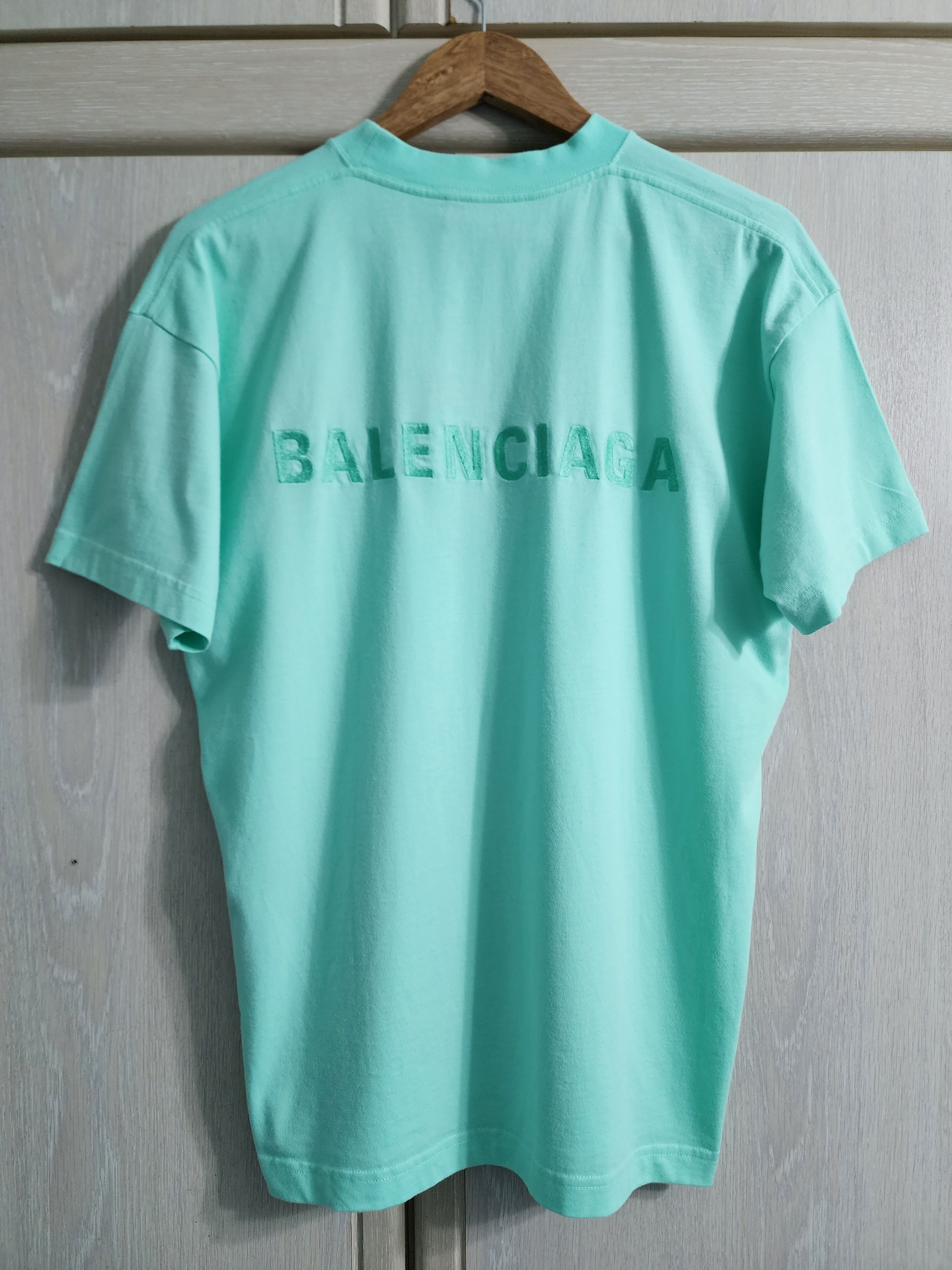 Balenciaga Embroidered Logo T-Shirt Size US S / EU 44-46 / 1 - 1 Thumbnail