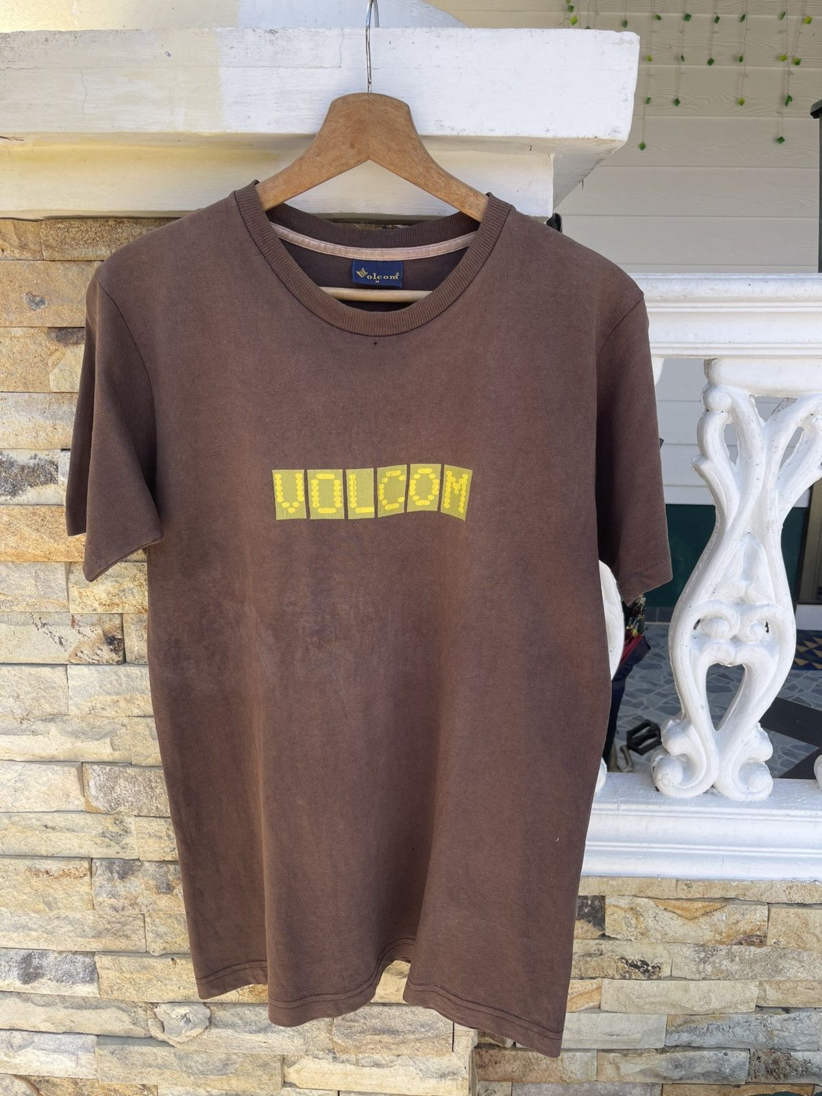 Volcom Last Drop🔥Vtg 90s Sun Faded VOLCOM Skateboarding T Shirt Size US M / EU 48-50 / 2 - 2 Thumbnail