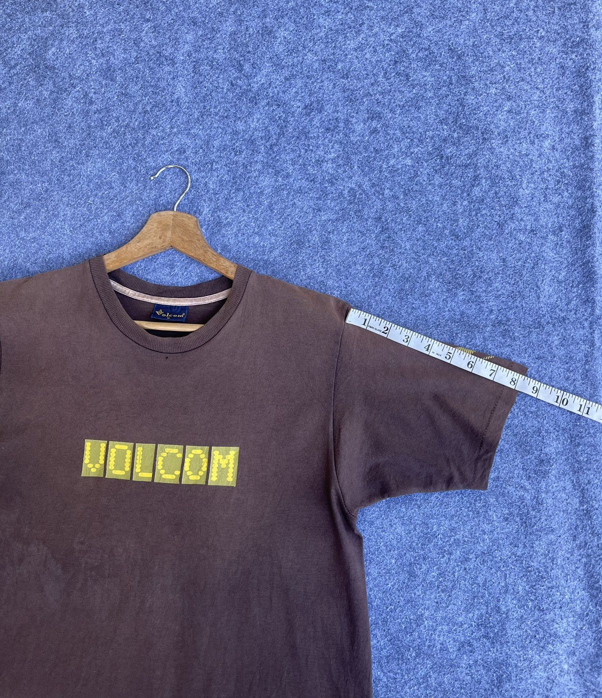 Volcom Last Drop🔥Vtg 90s Sun Faded VOLCOM Skateboarding T Shirt Size US M / EU 48-50 / 2 - 11 Thumbnail