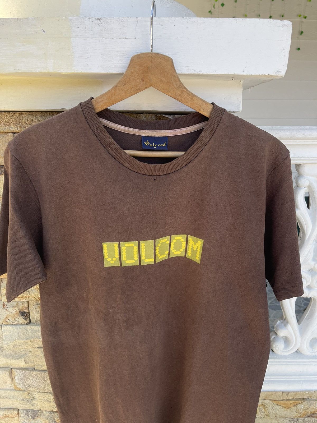 Volcom Last Drop🔥Vtg 90s Sun Faded VOLCOM Skateboarding T Shirt Size US M / EU 48-50 / 2 - 4 Thumbnail