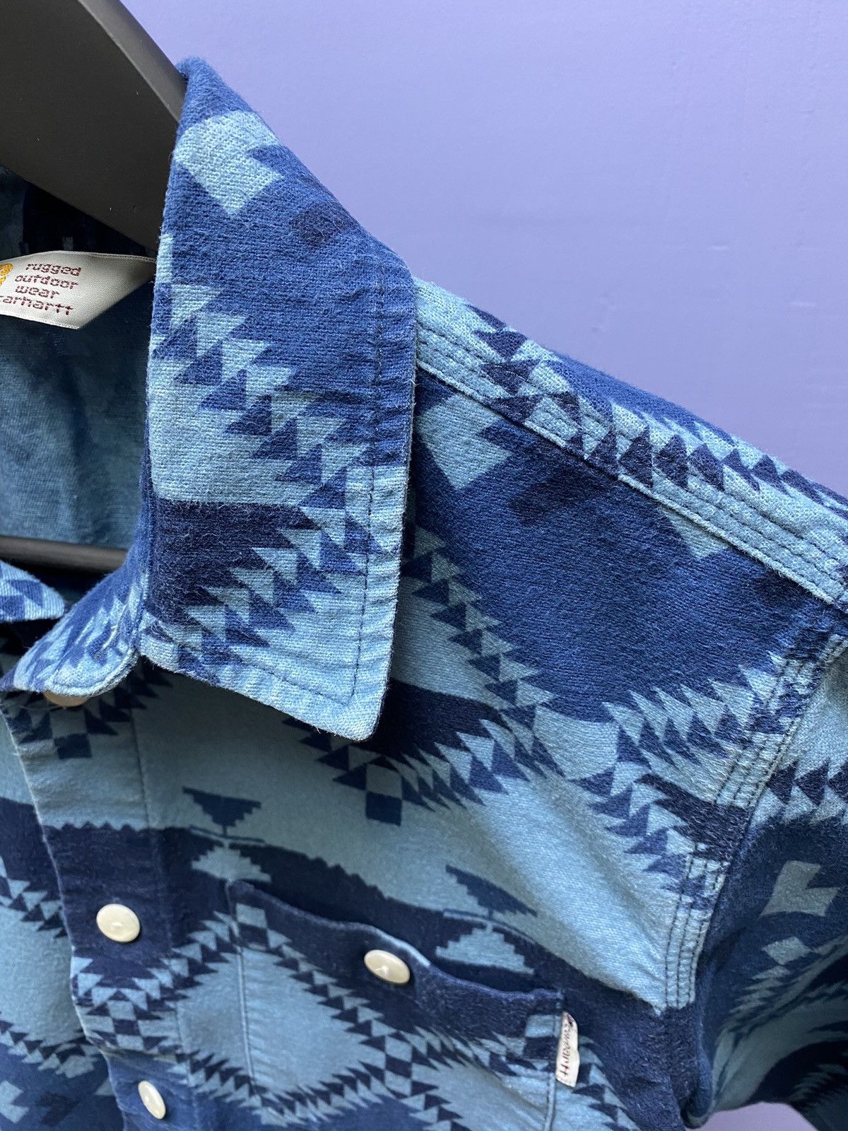 Other Carhartt WIP Long Sleeve Natural Shirt Men’s S Blue Aztec Size US S / EU 44-46 / 1 - 11 Thumbnail