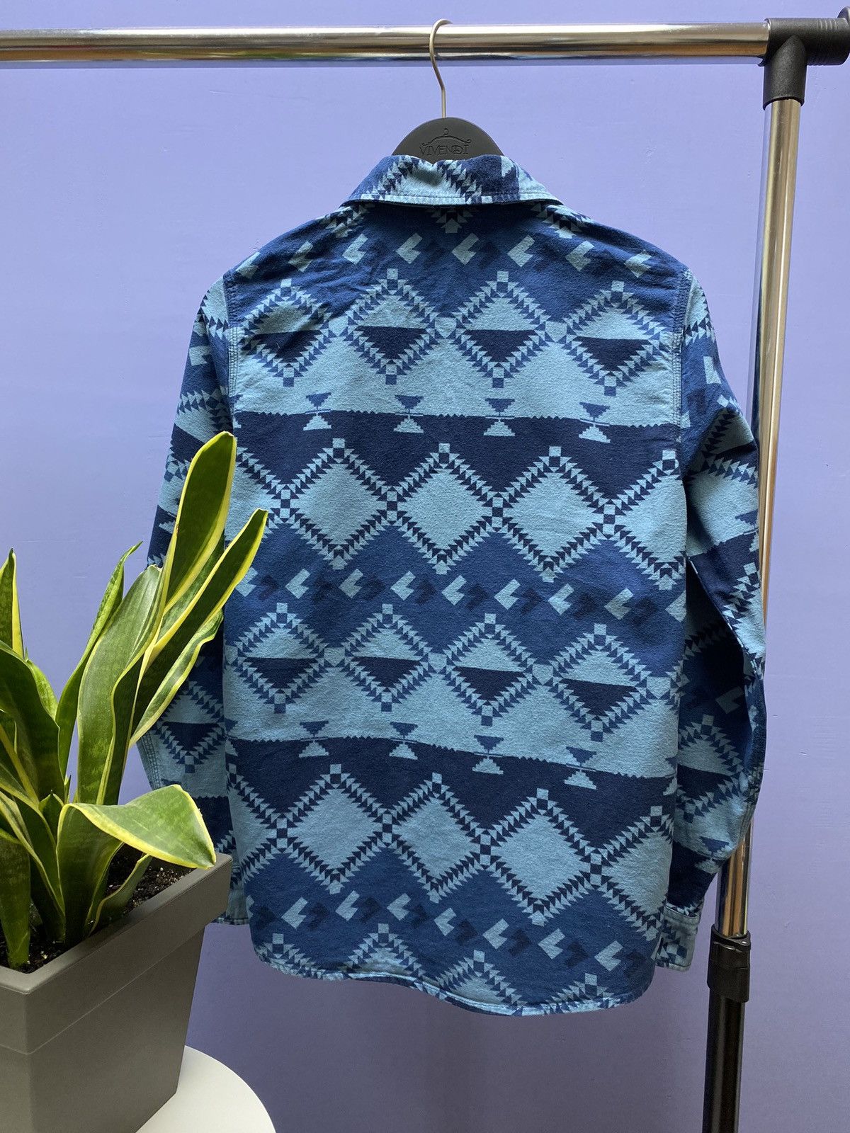 Other Carhartt WIP Long Sleeve Natural Shirt Men’s S Blue Aztec Size US S / EU 44-46 / 1 - 18 Thumbnail