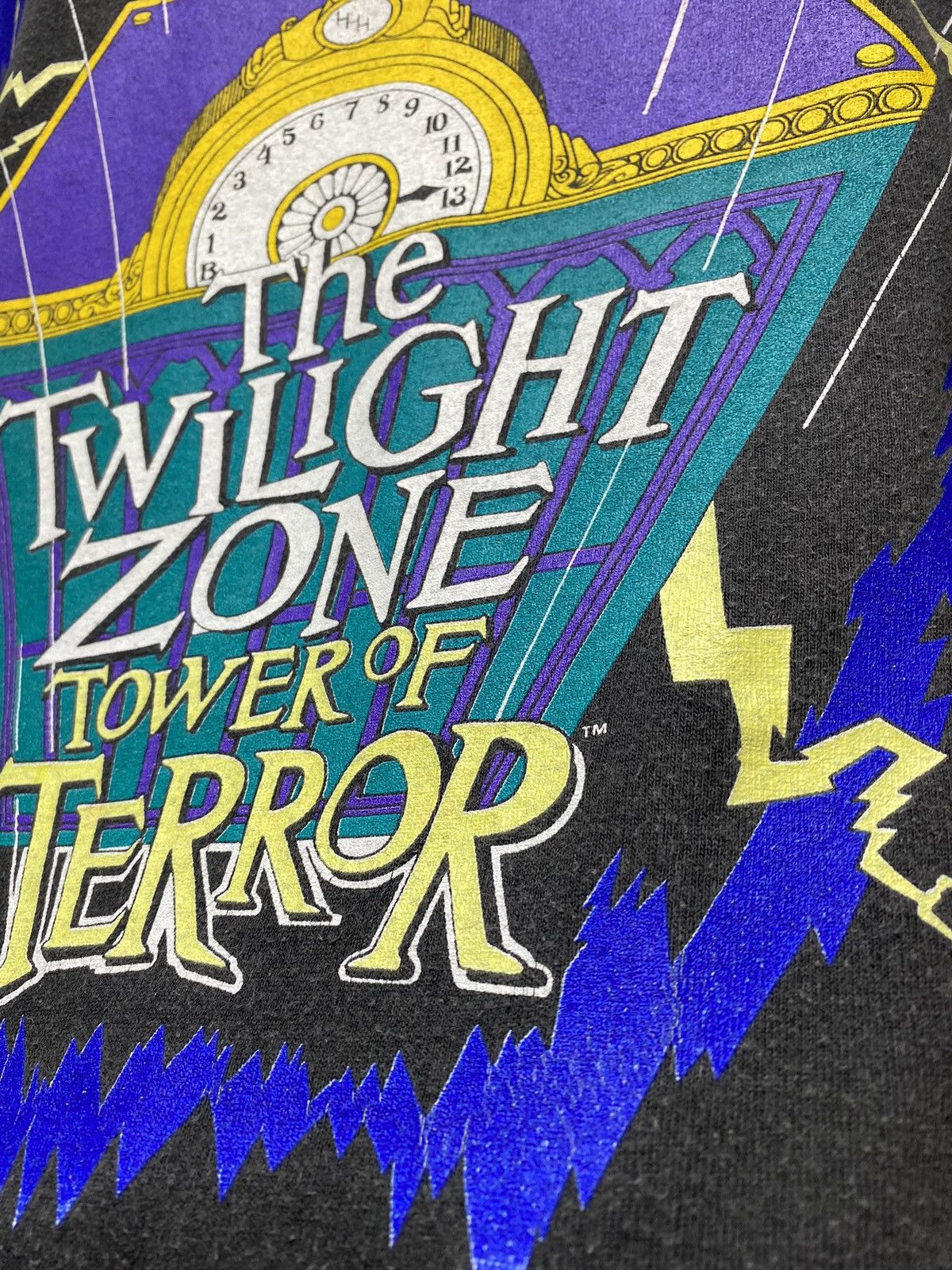 Cartoon Network × Disney × Vintage Vintage 90s Disney The Twilight Zone Tower Of Terror T Shirt Size US M / EU 48-50 / 2 - 13 Thumbnail