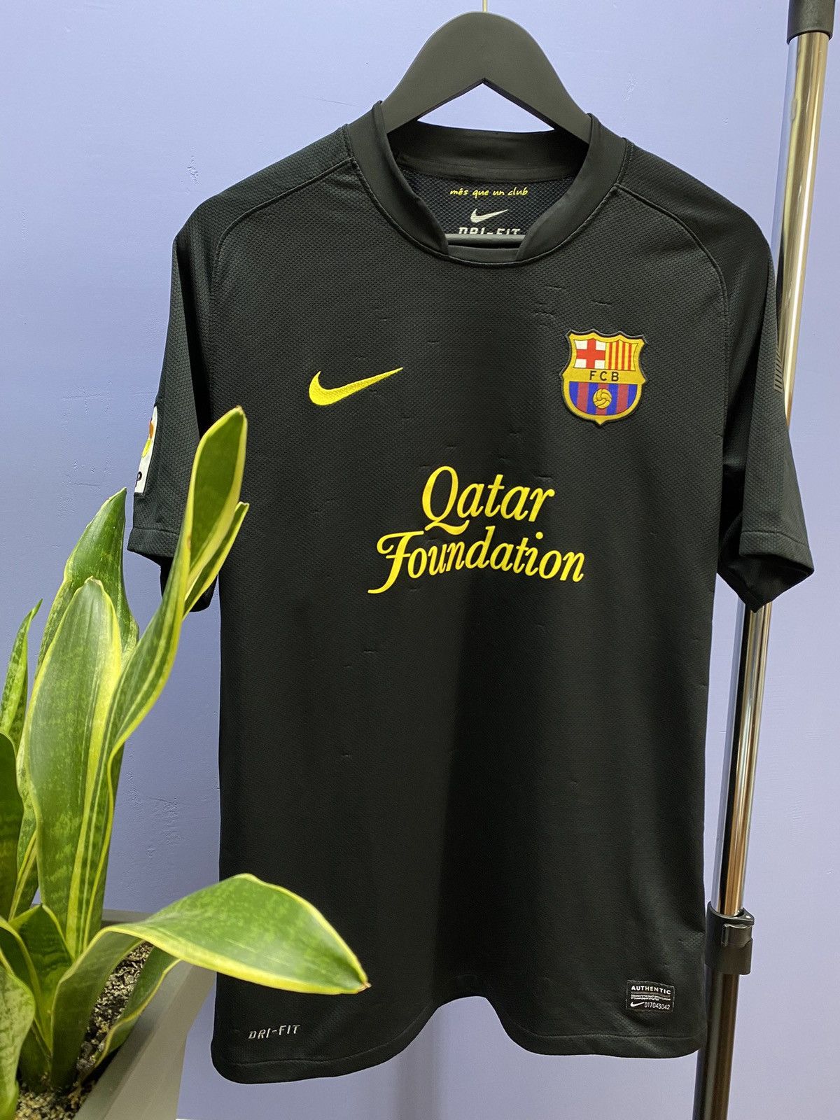 Nike Nike Barcelona 2011 2012 Away #9 Alexis Soccer Jersey Size US M / EU 48-50 / 2 - 4 Thumbnail