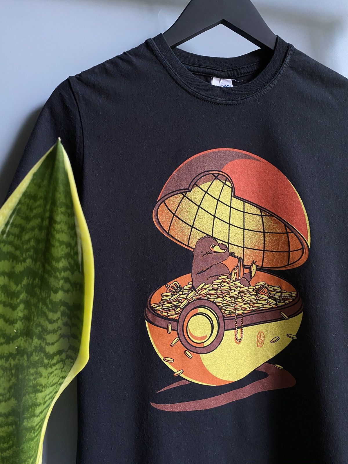 Other Fantastic Beasts and Where to Find Them T Shirt Size US M / EU 48-50 / 2 - 4 Thumbnail