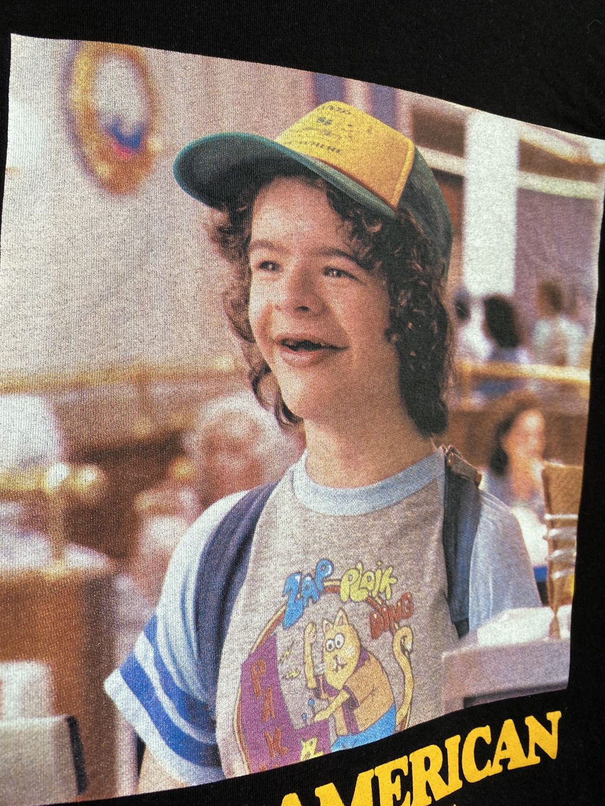 Other Stranger Things Dustin Henderson Movie Series Netflix TShirt Size US S / EU 44-46 / 1 - 6 Thumbnail
