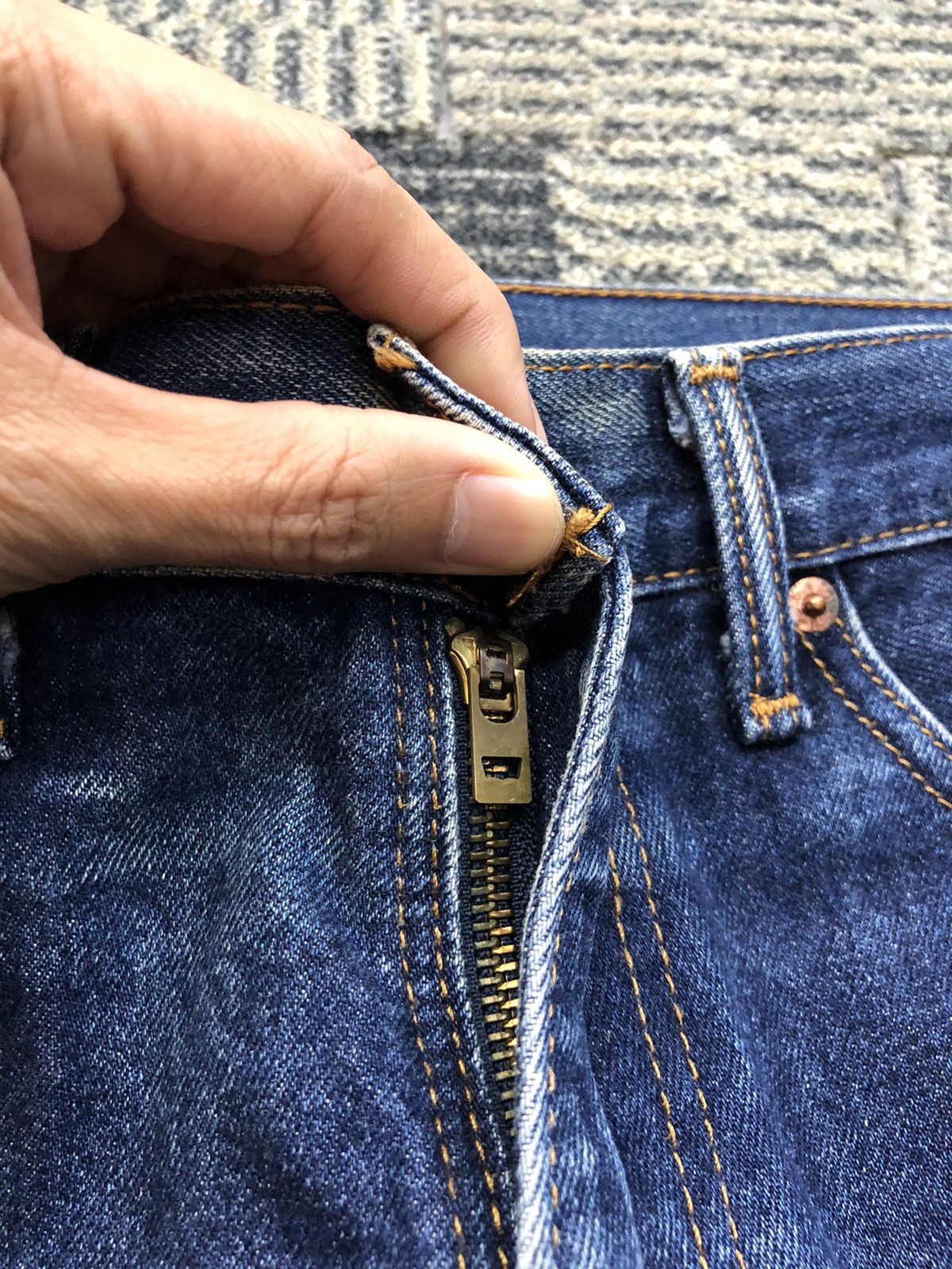 Levi's Vintage Levis 505 Faded Blue Jeans Size US 30 / EU 46 - 7 Thumbnail
