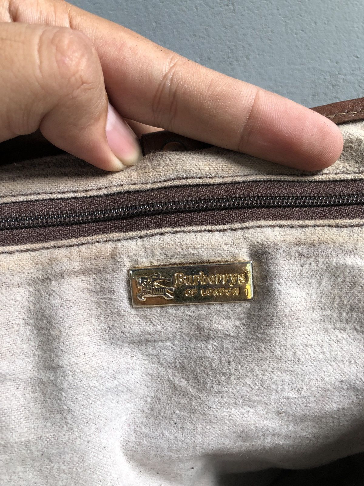 Burberry 💥ACC OFFER💥Burberry Handbag Nova Check Size ONE SIZE - 8 Thumbnail