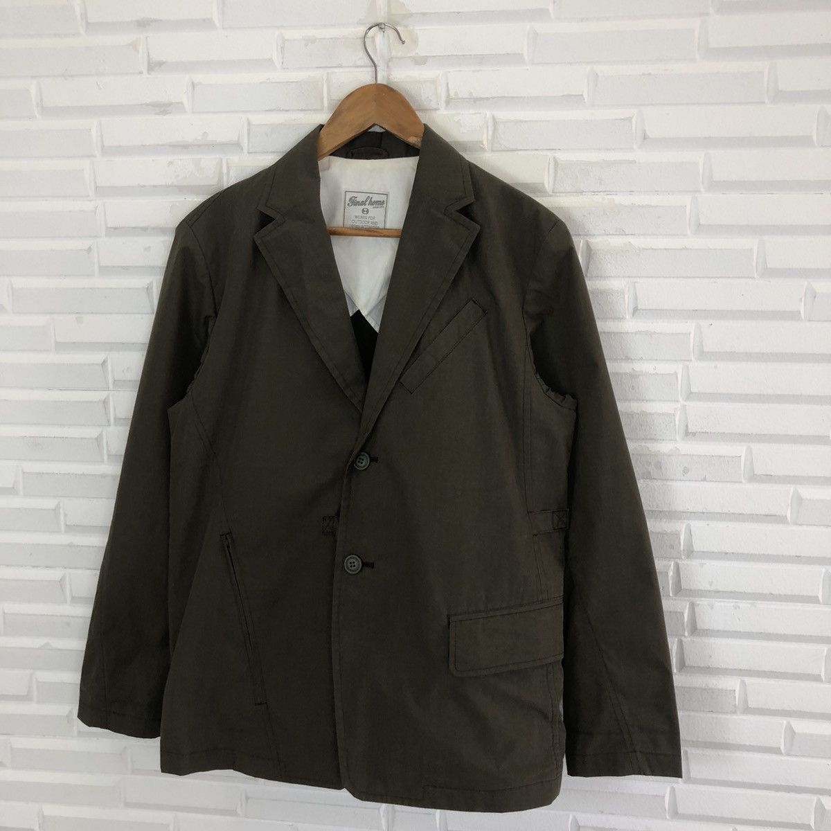 Final Home ❎FINAL HOME LIGHT JACKET❎ Size US M / EU 48-50 / 2 - 7 Thumbnail