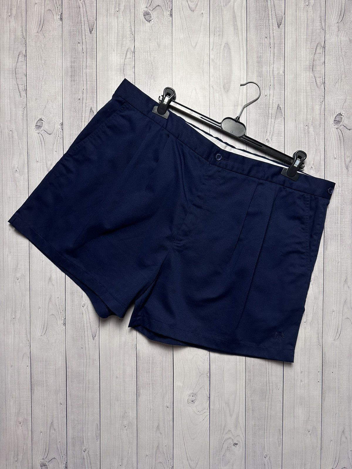 Vintage Fred Perry shorts size XXXL logo rare