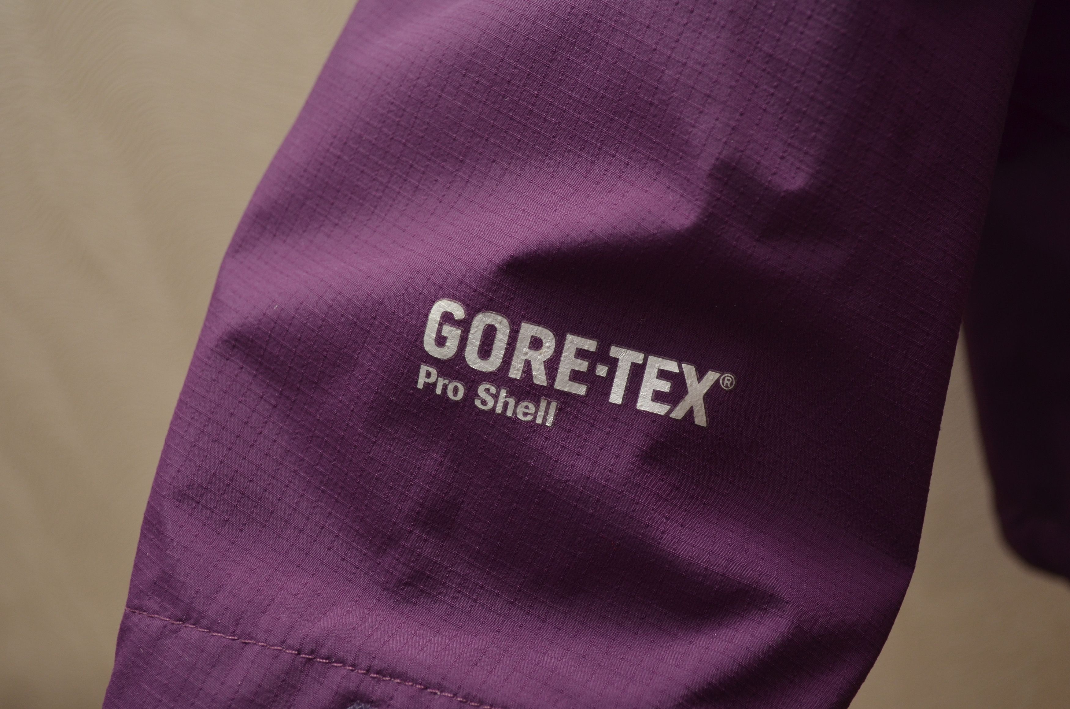 Berghaus Berghaus Gore Tex Pro Shell Hooded Jacket Size 14 L Size L / US 10 / IT 46 - 5 Thumbnail