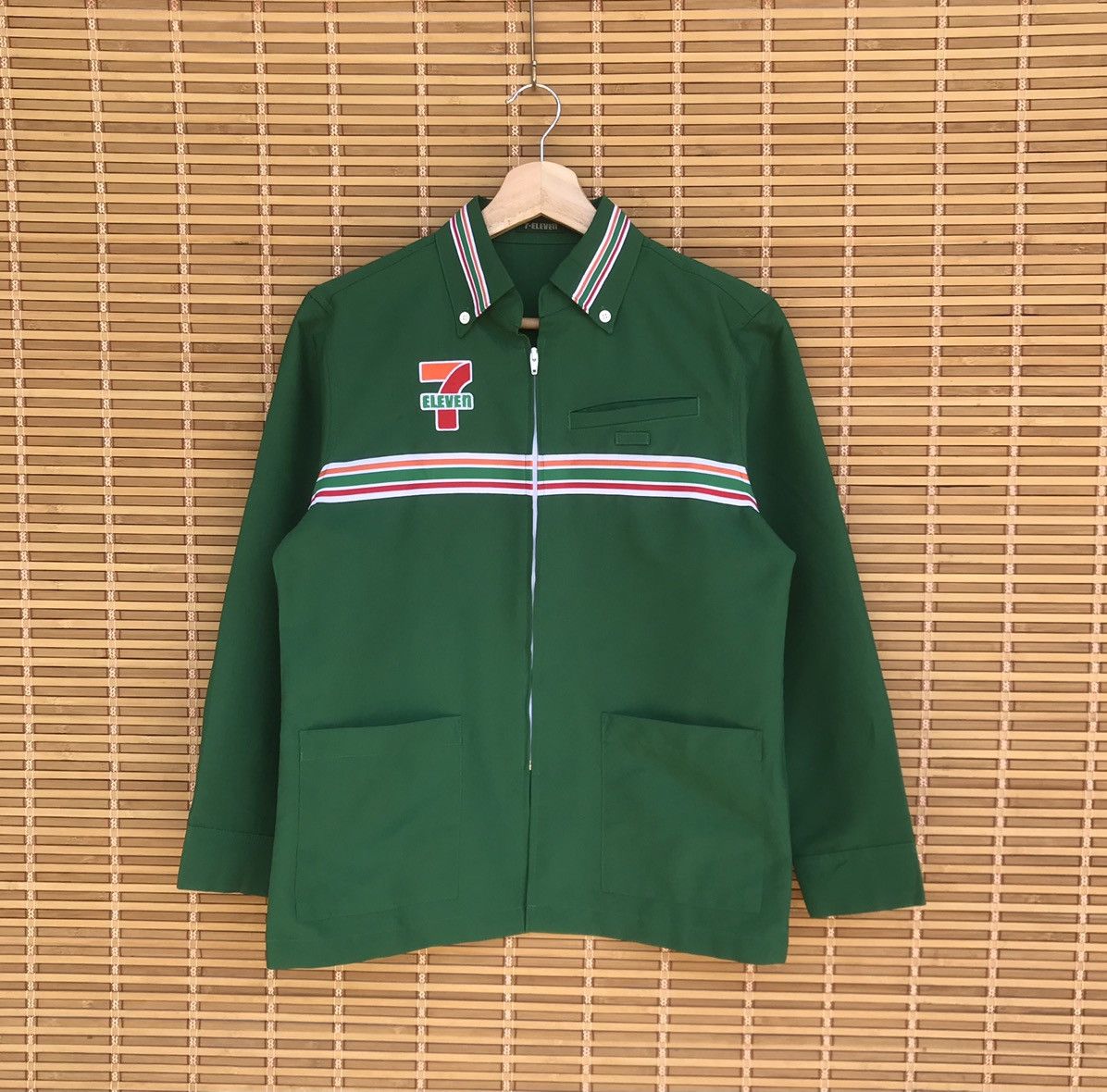 Logo 7 Vintage 7 Eleven striped rainbow logo Size US S / EU 44-46 / 1 - 1 Thumbnail