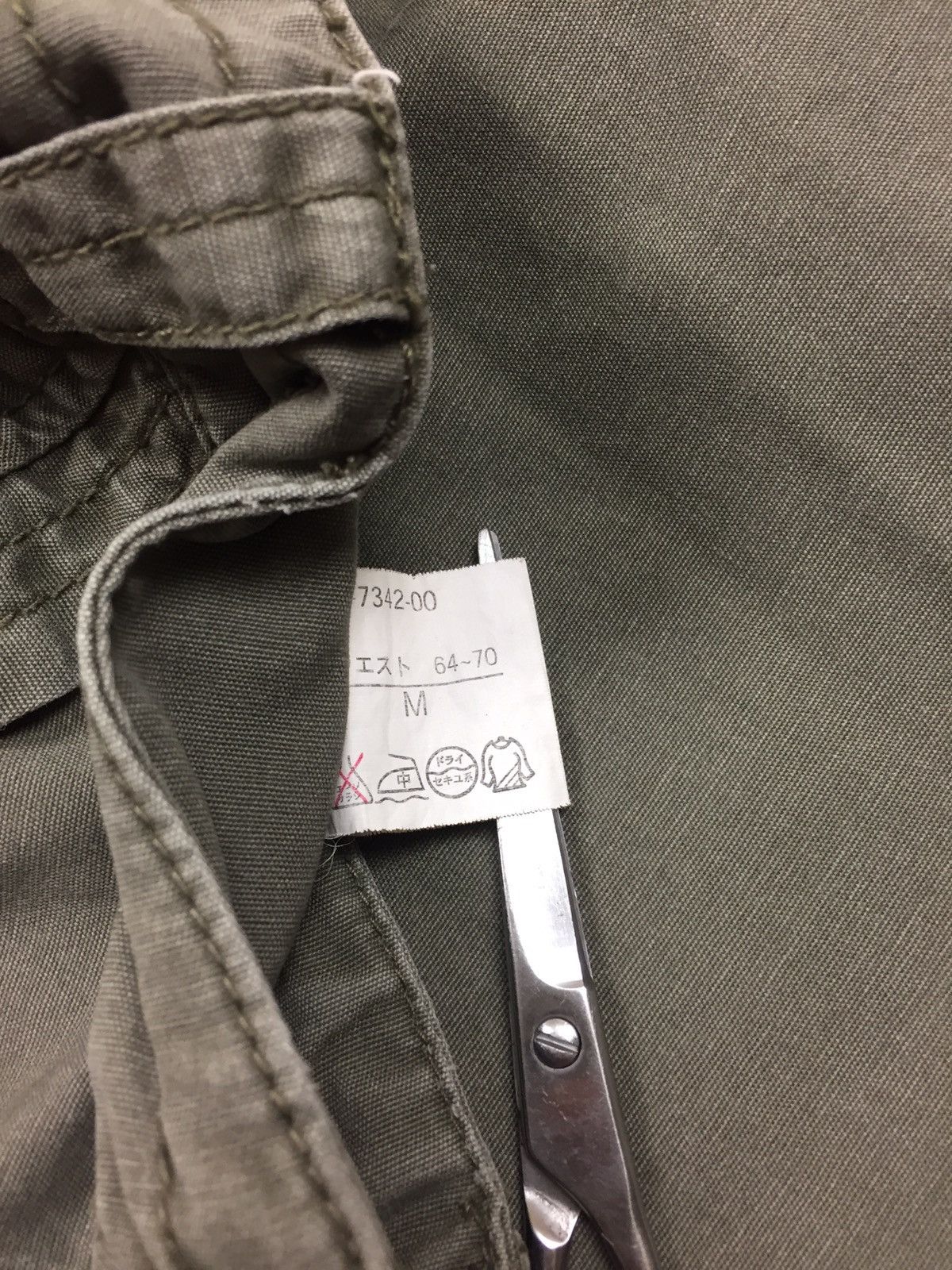 Japanese Brand Vintage Japanes Brand Cargo Pants Multiple Pocket Size US 30 / EU 46 - 9 Thumbnail