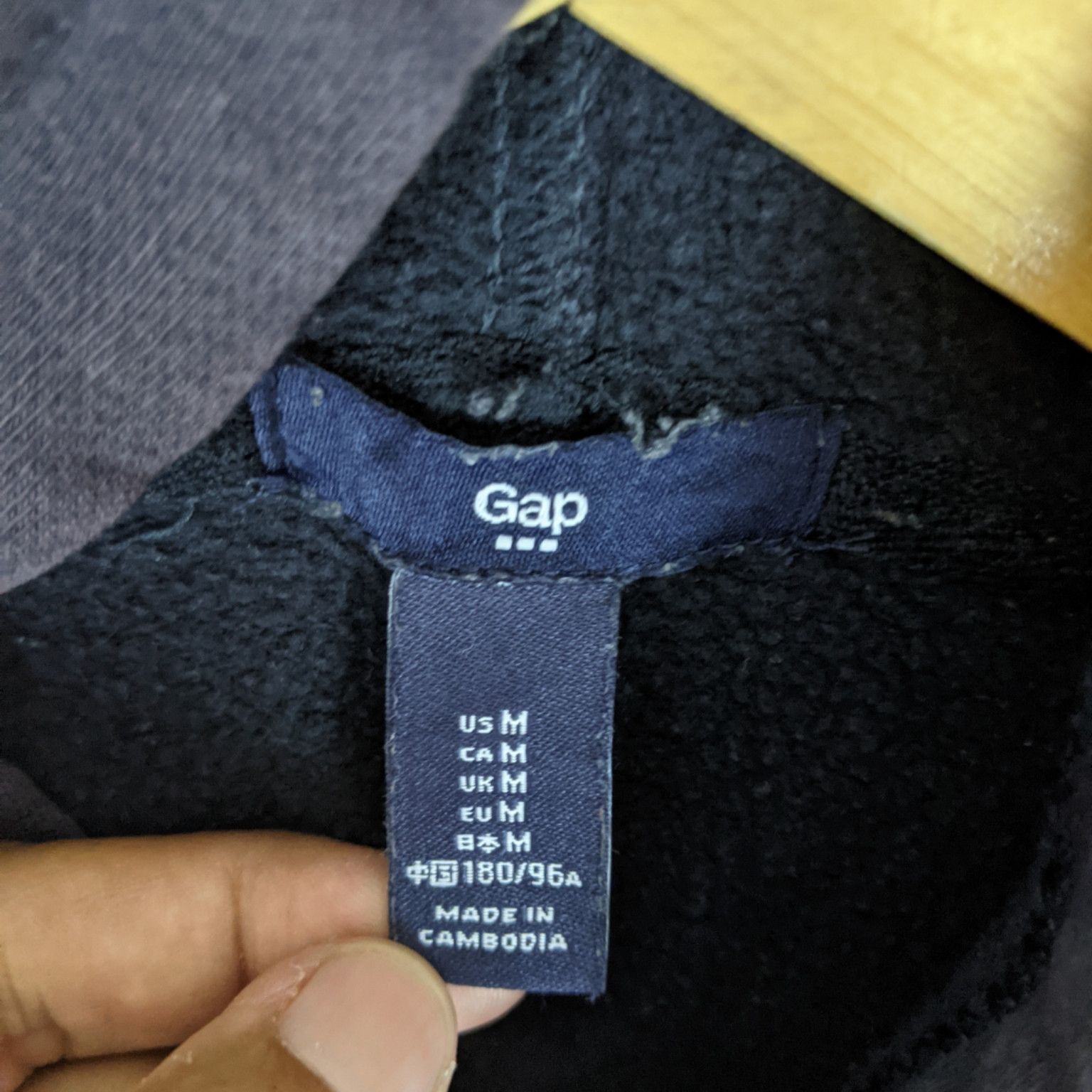 Gap GAP Big Spell Out Logo Hoodie Jumper Sweatshirt Size US M / EU 48-50 / 2 - 8 Thumbnail