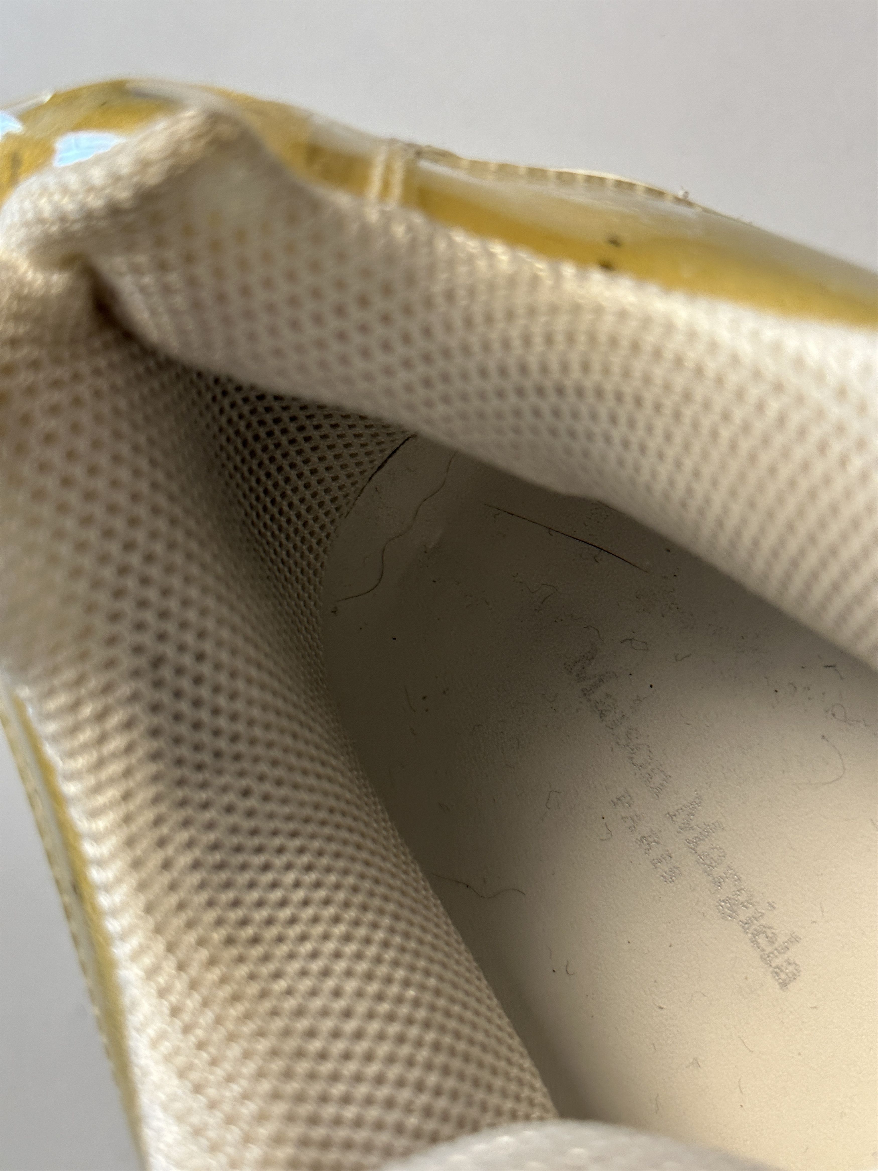 Maison Margiela Retro Fit Sponge Transparent Sneakers Size US 7 / EU 40 - 18 Thumbnail