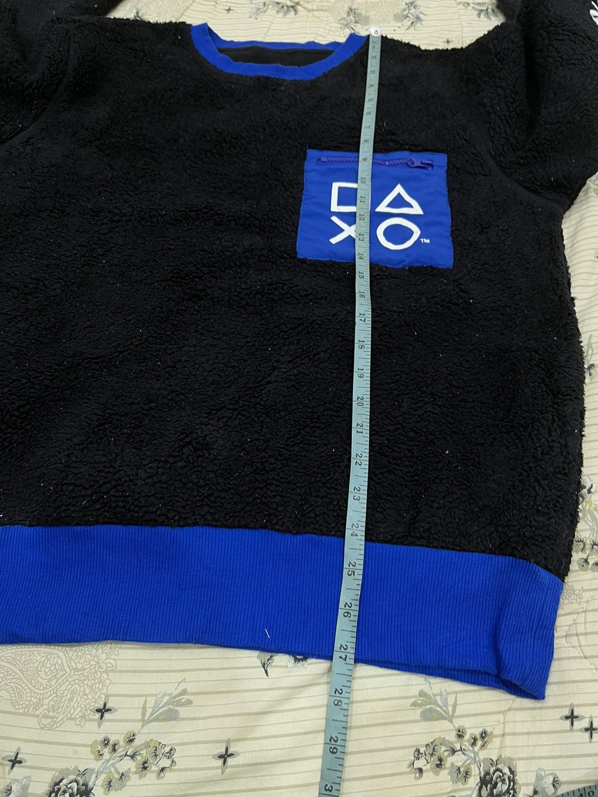 GU × Playstation (Y). GU X PLAYSTATION HYPEBEAST SWEATSHIRT Size US L / EU 52-54 / 3 - 9 Thumbnail