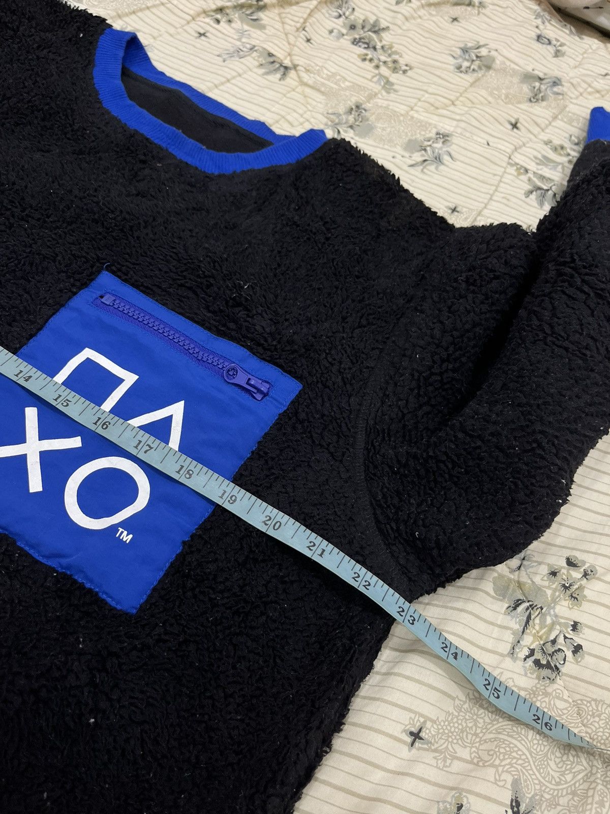 GU × Playstation (Y). GU X PLAYSTATION HYPEBEAST SWEATSHIRT Size US L / EU 52-54 / 3 - 7 Thumbnail