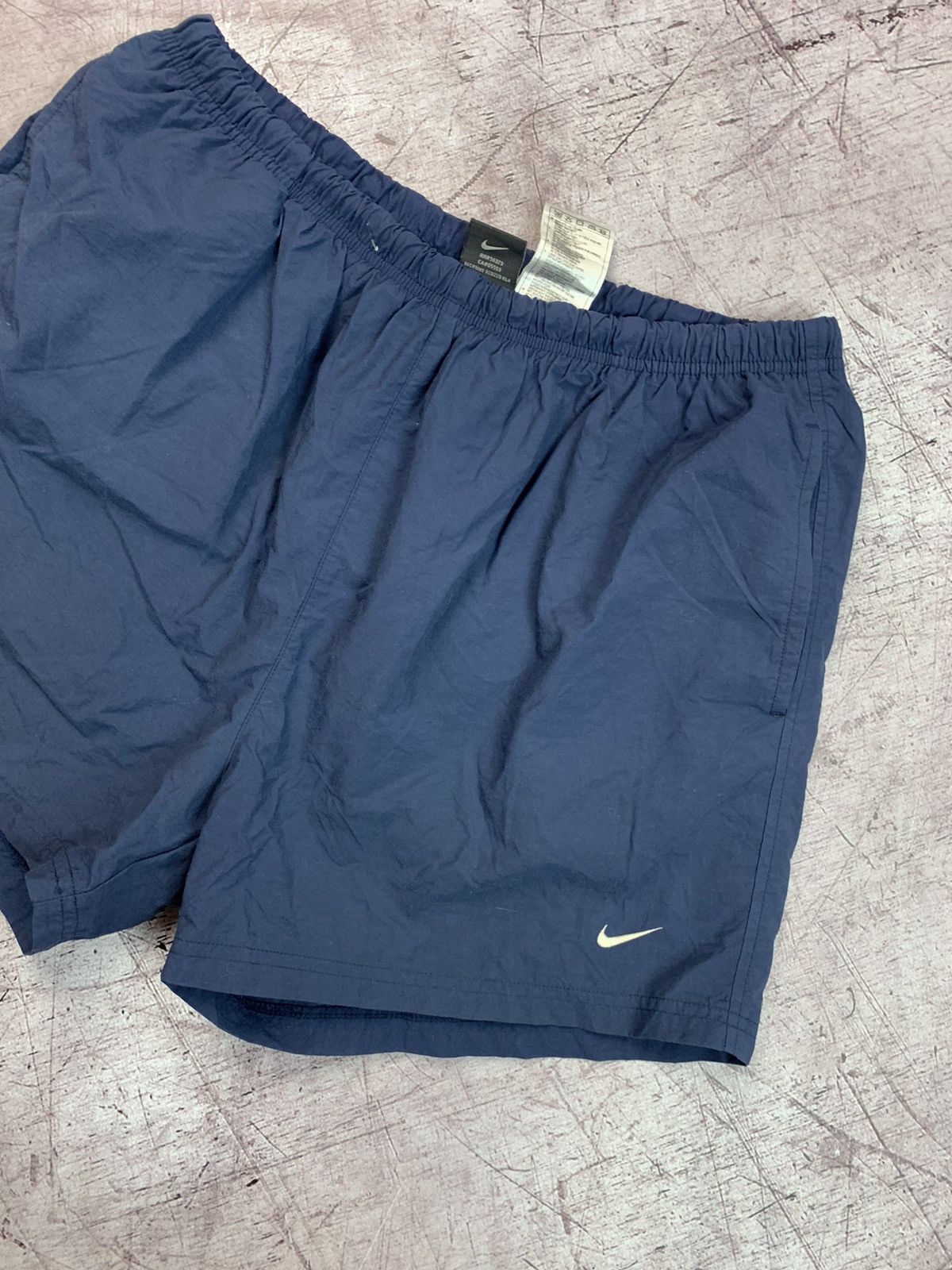 Nike Nike Vintage Y2K Shorts Size US 34 / EU 50 - 3 Thumbnail